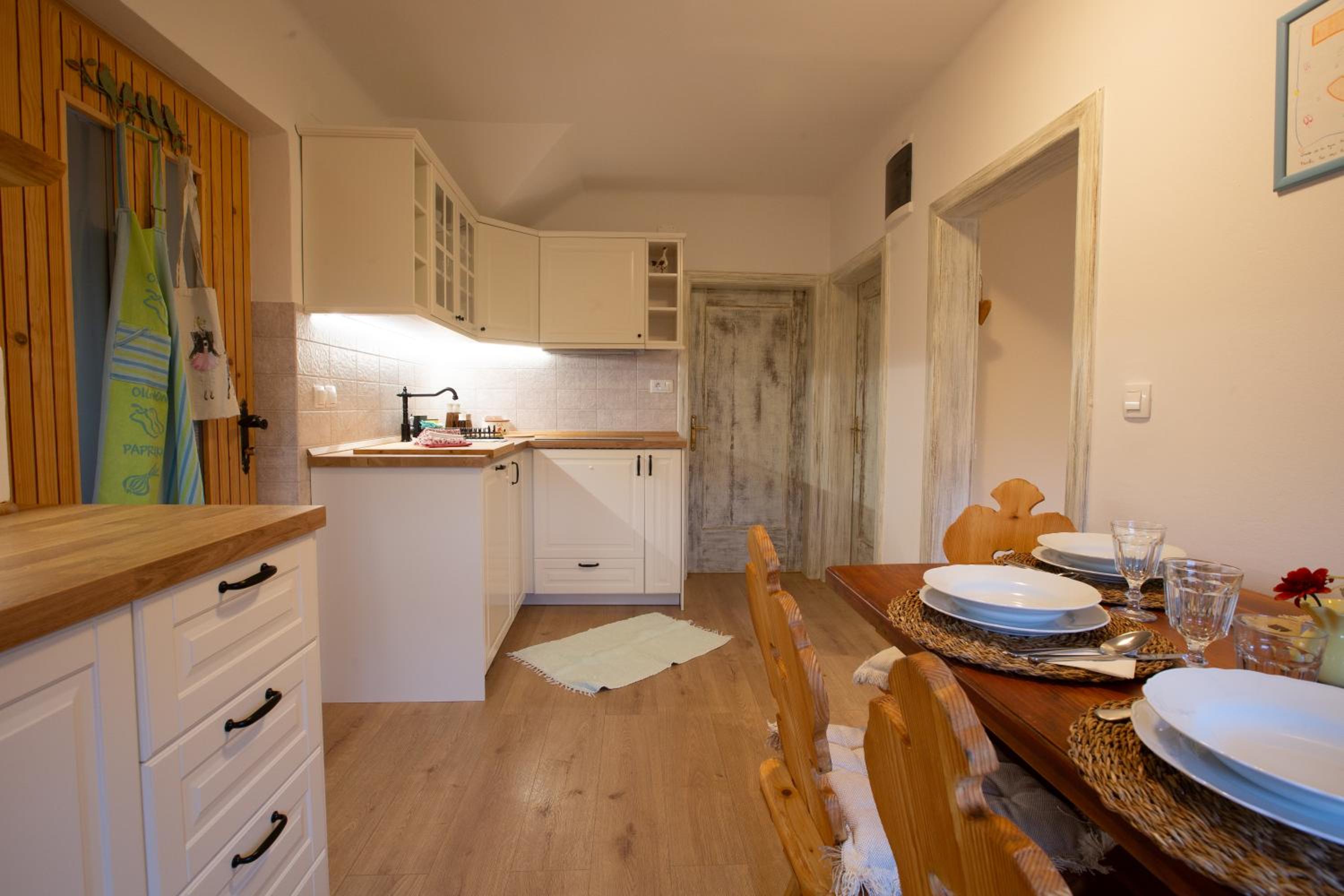 Apartment Etjan