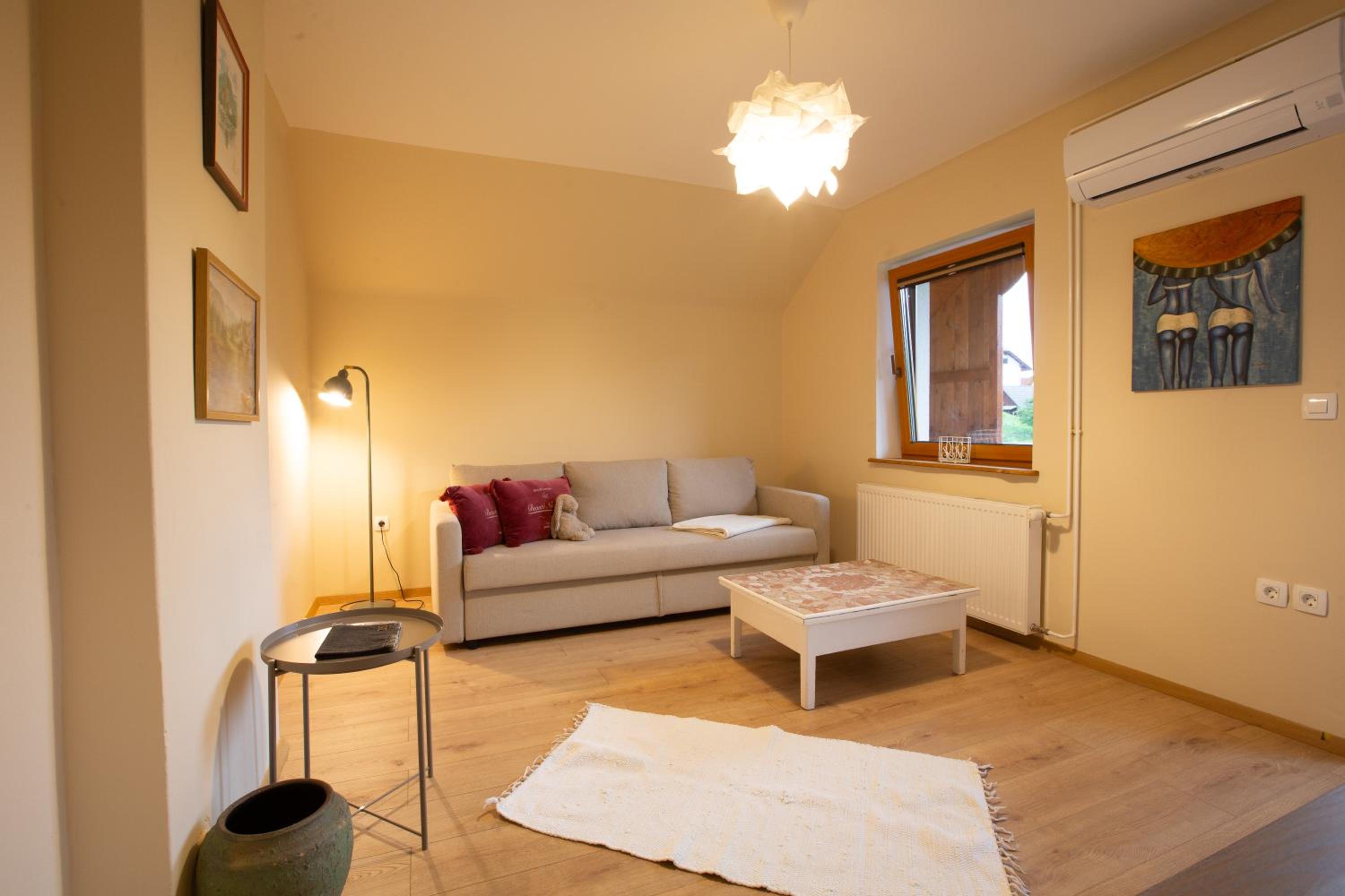 Apartment Etjan