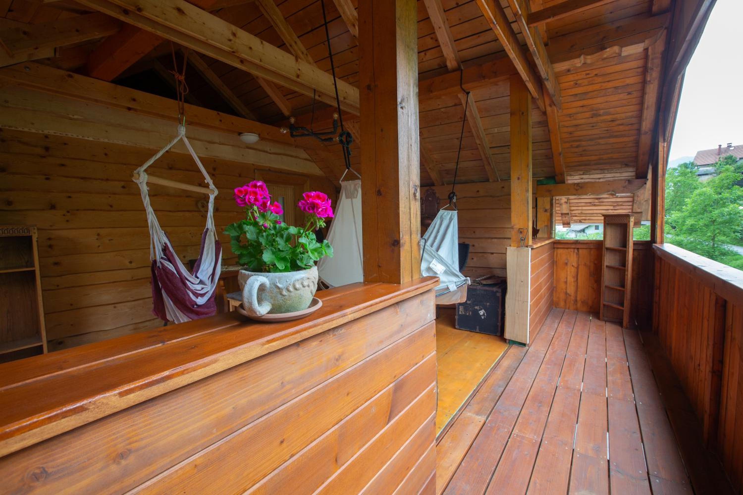 Apartment Etjan