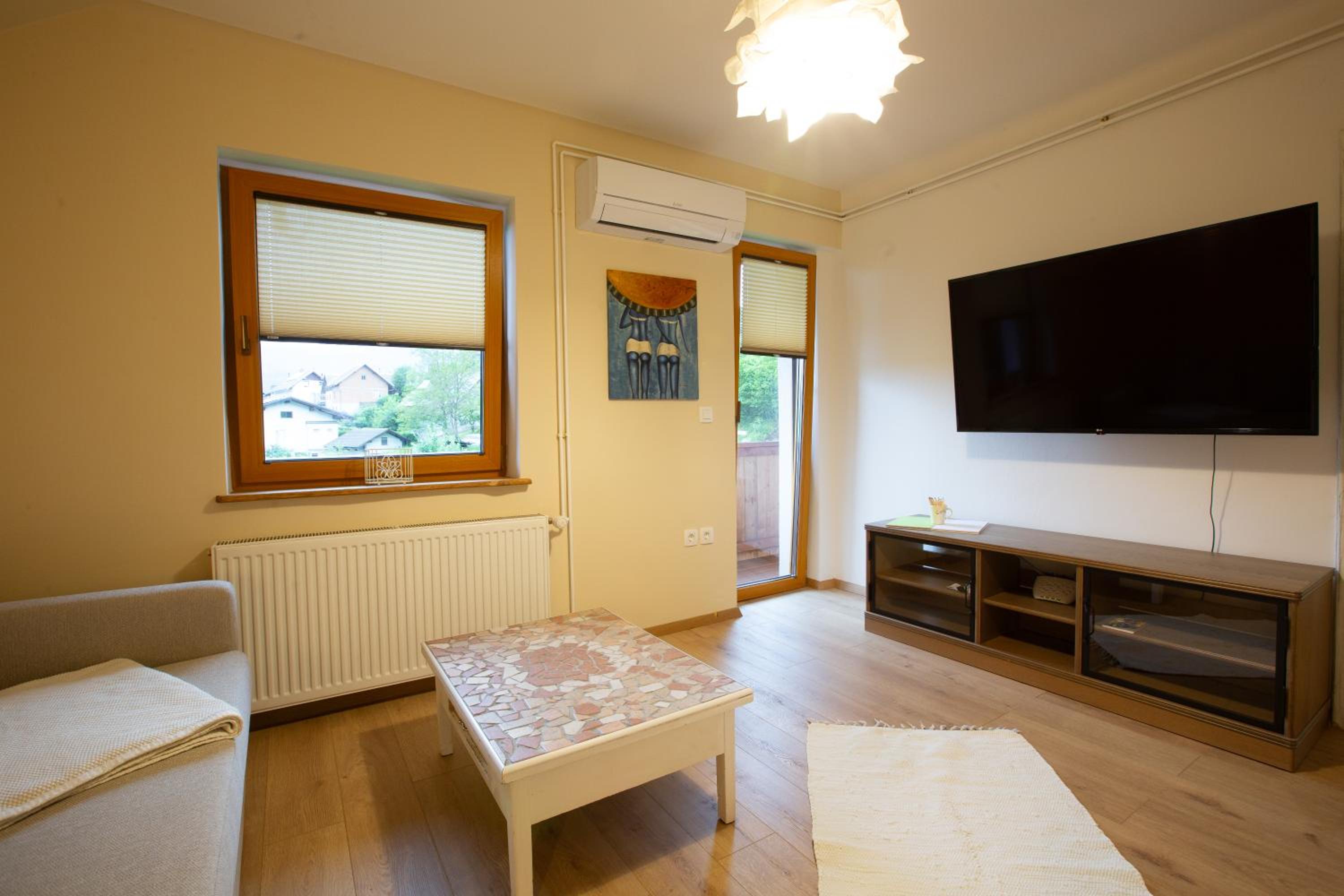 Apartment Etjan