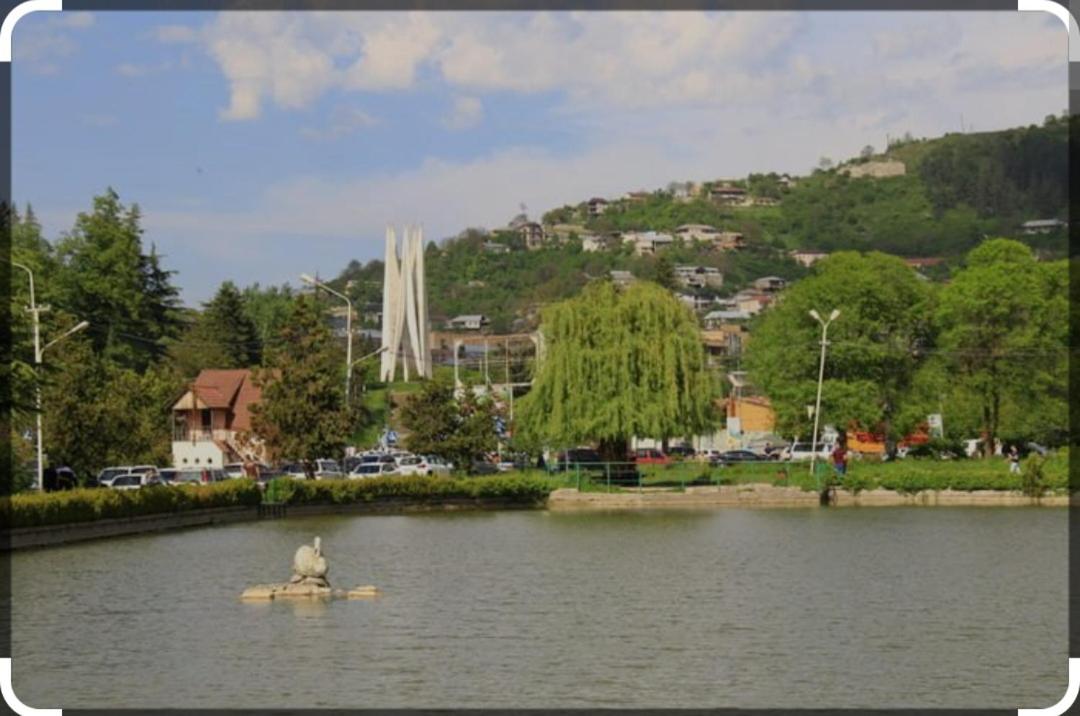 RiverSide Guest House
