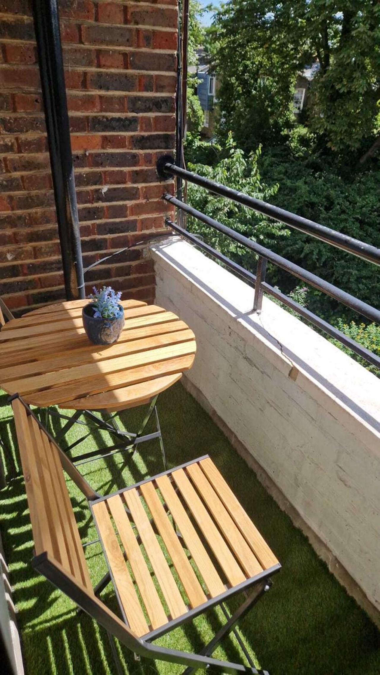 Charming 2-bedroom flat with private balcony near Islington Station, Canonbury