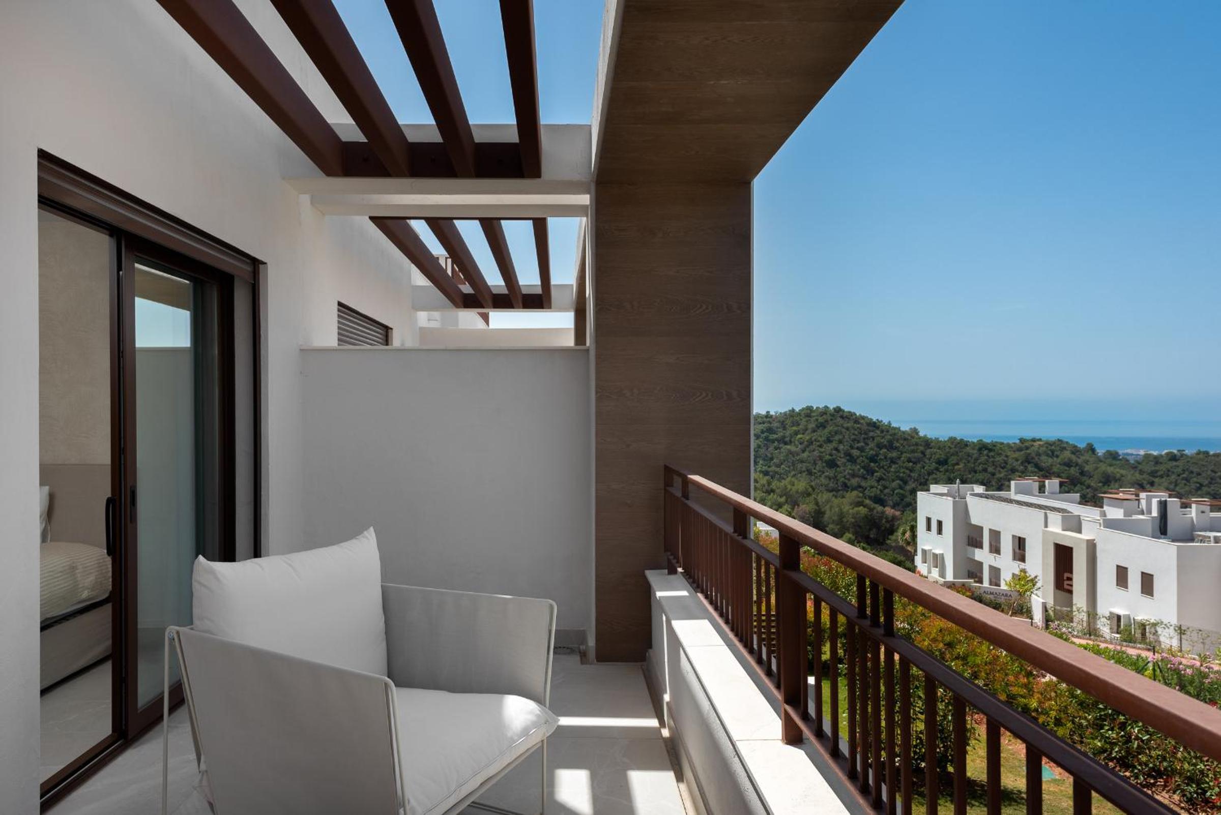 Luxury Townhouse with Breathtaking Sea Views
