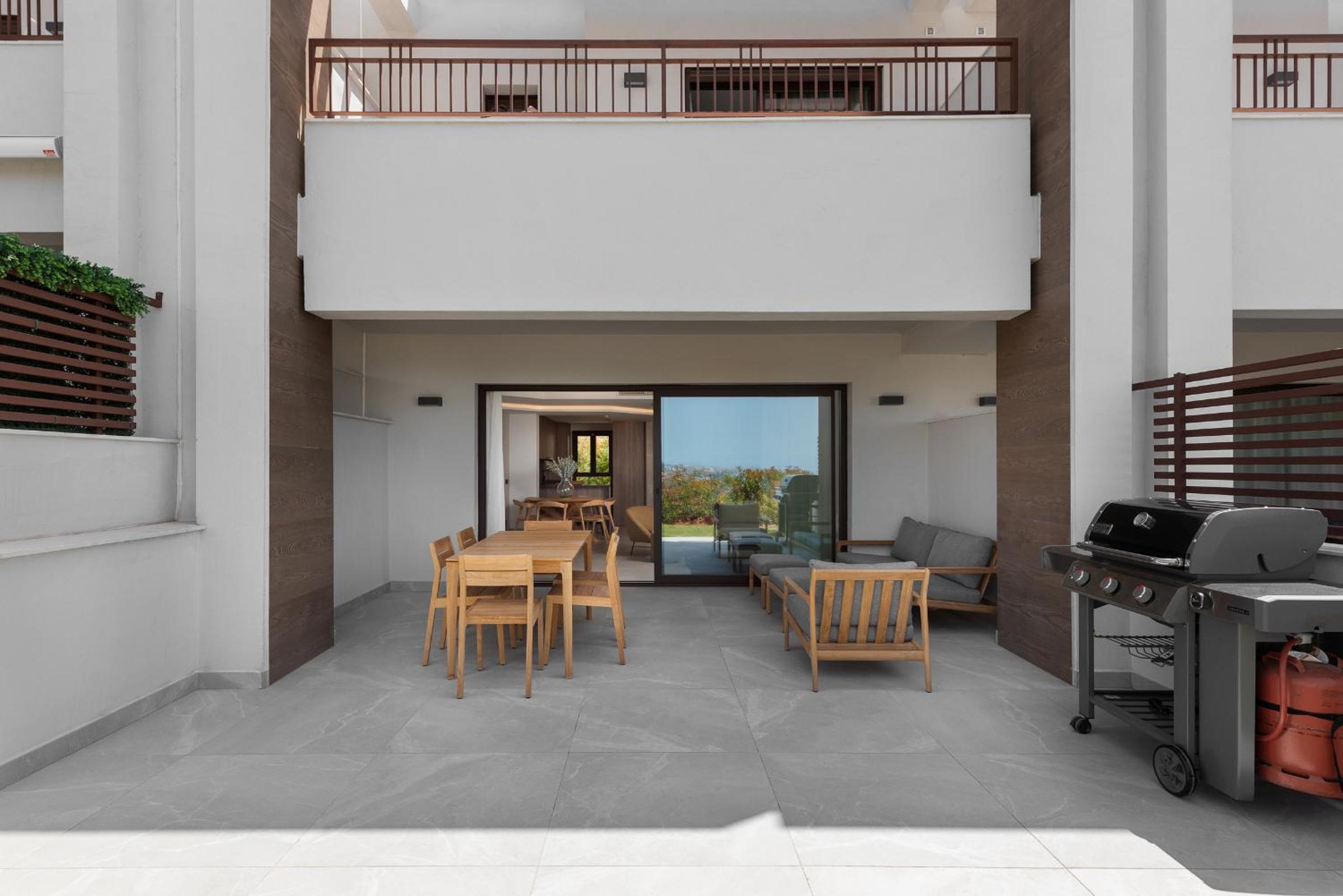Luxury Townhouse with Breathtaking Sea Views
