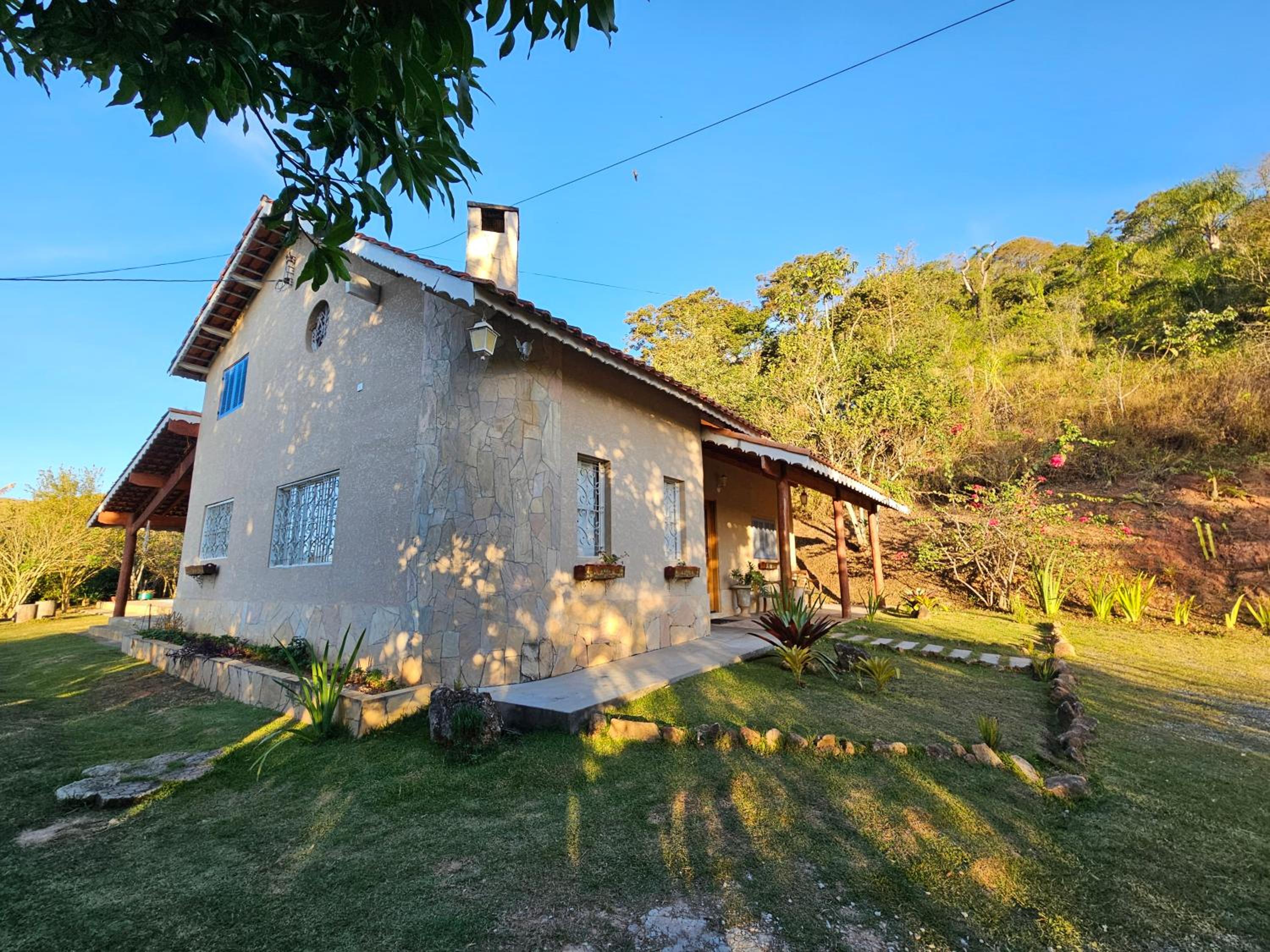 Casa de campo Bela Vista com Piscina na montanha