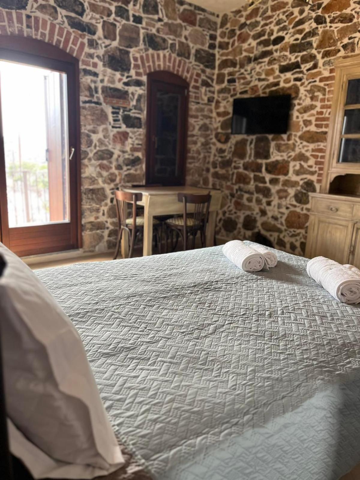 Vlychos Olympi Lodges - Chios Cozy Getaways