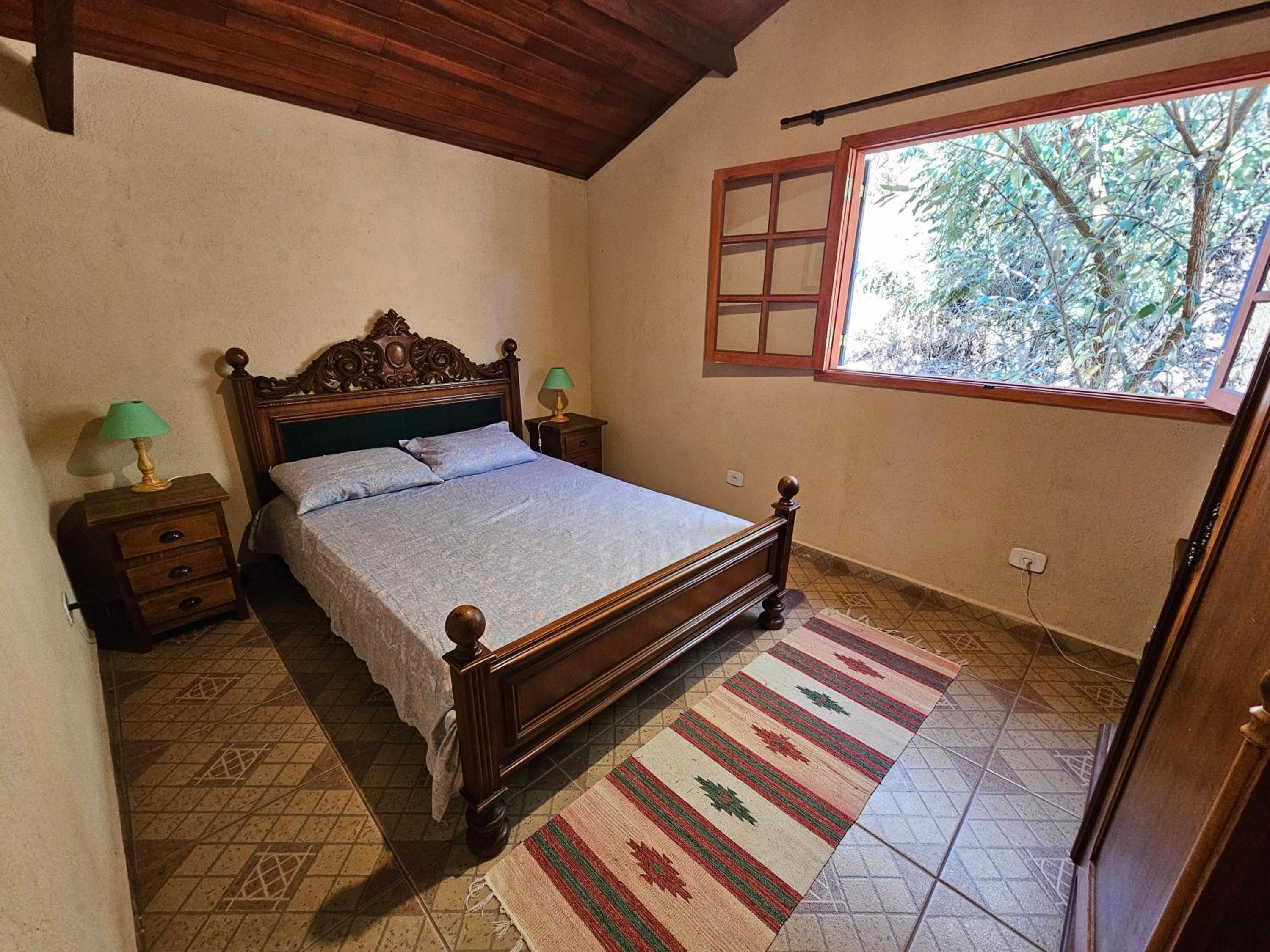 Casa de campo Bela Vista com Piscina na montanha