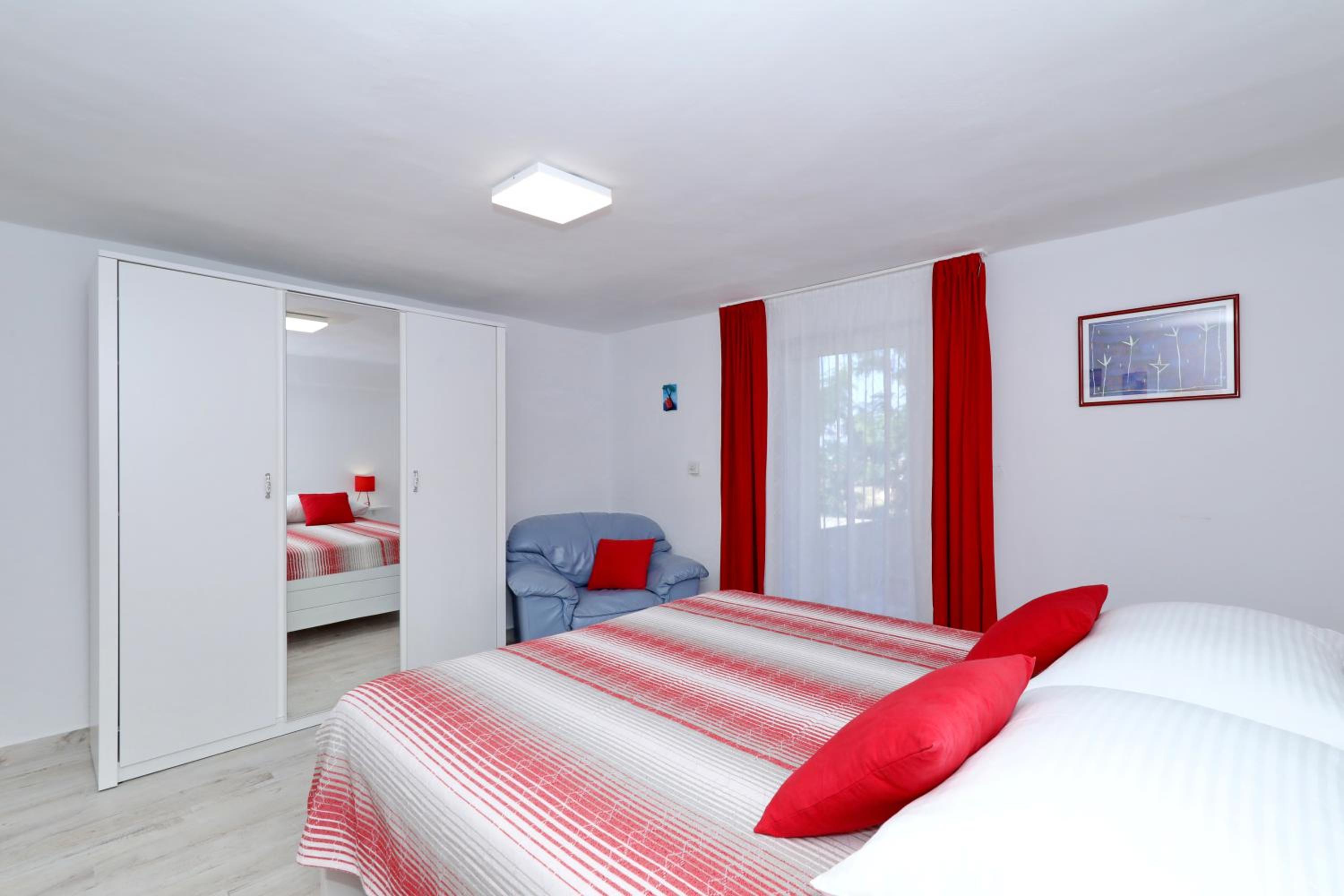 Vanda Land apartment view 3