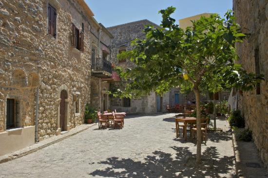 Vlychos Olympi Lodges - Chios Cozy Getaways
