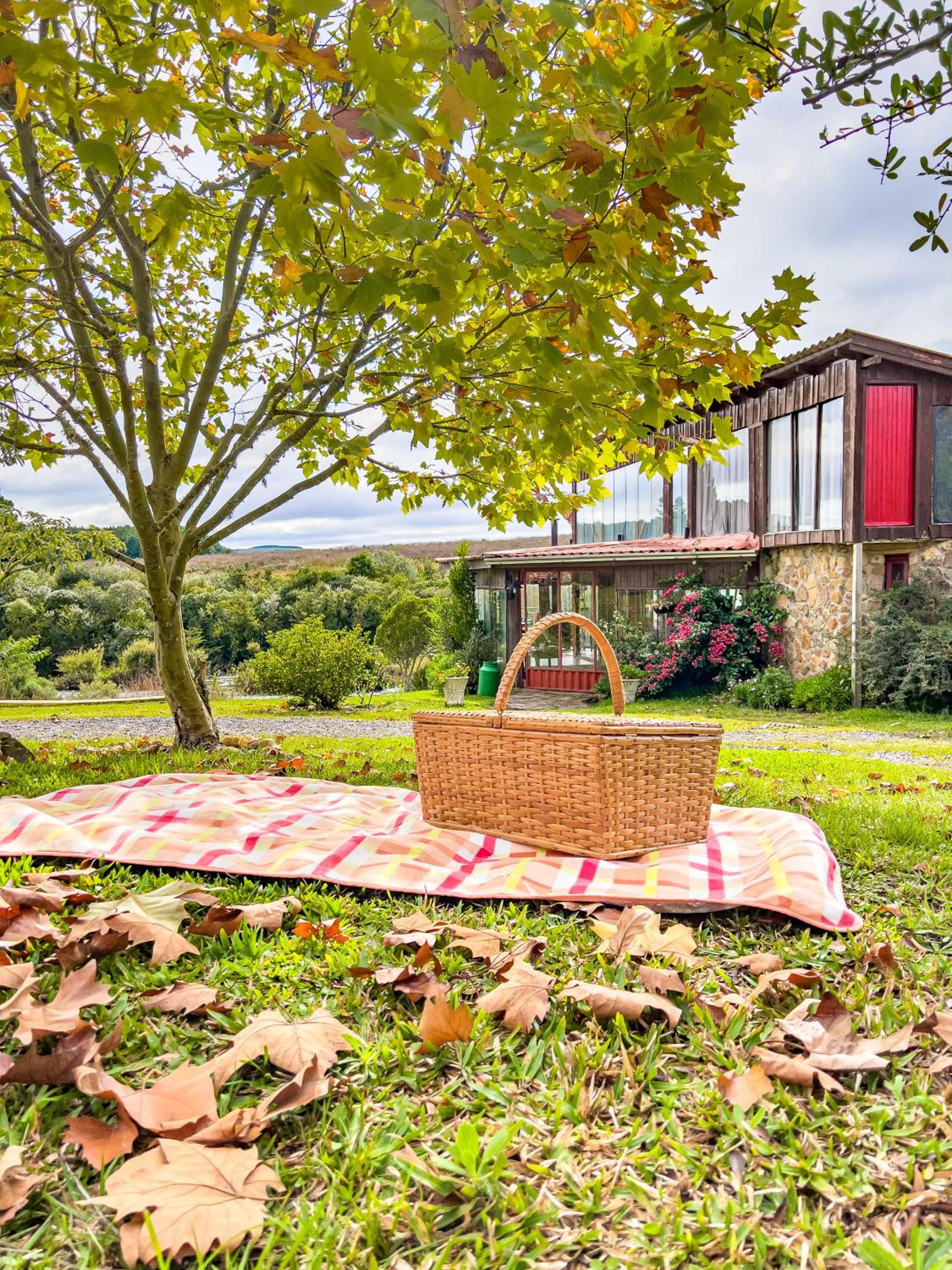 Casa no Campo, aconchego com lareira e banheira em quase todas Cabanas!