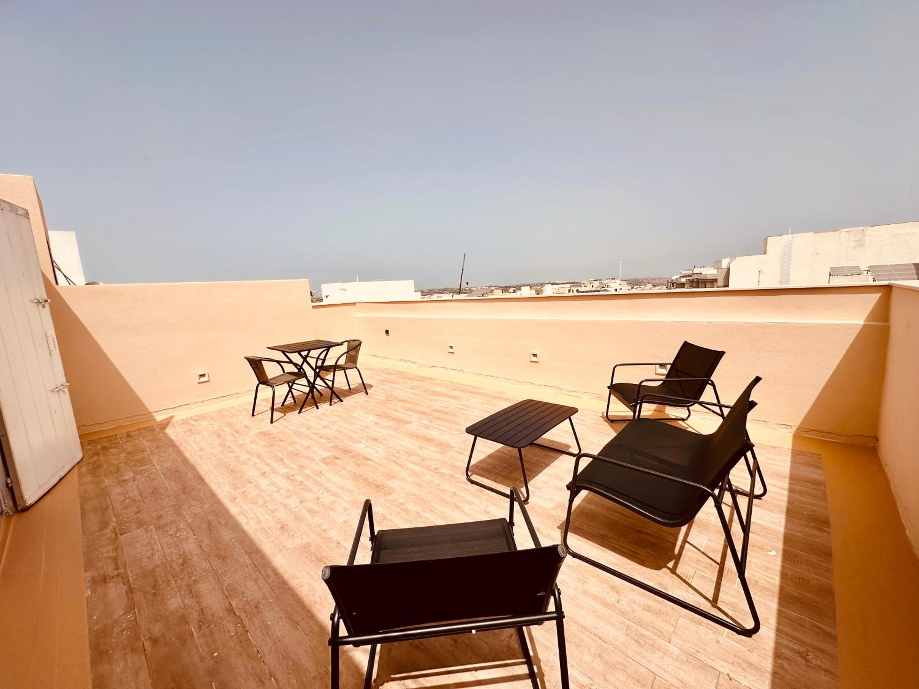Shanti - a Luxury 3BR House with Rooftop Terrace view 4