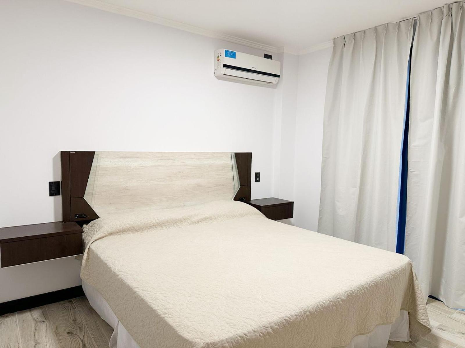 Constantino 6 Apartments