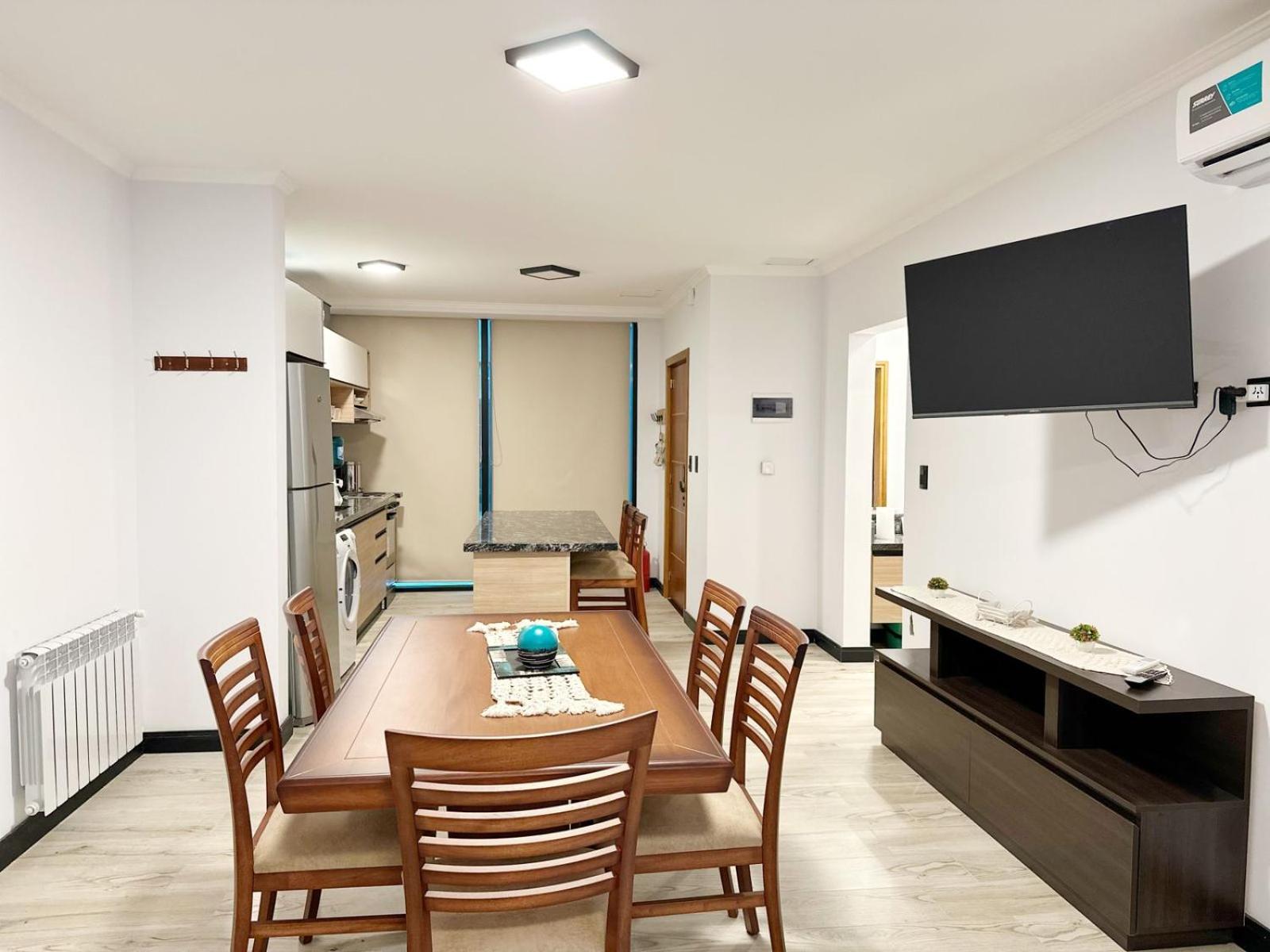 Constantino 6 Apartments
