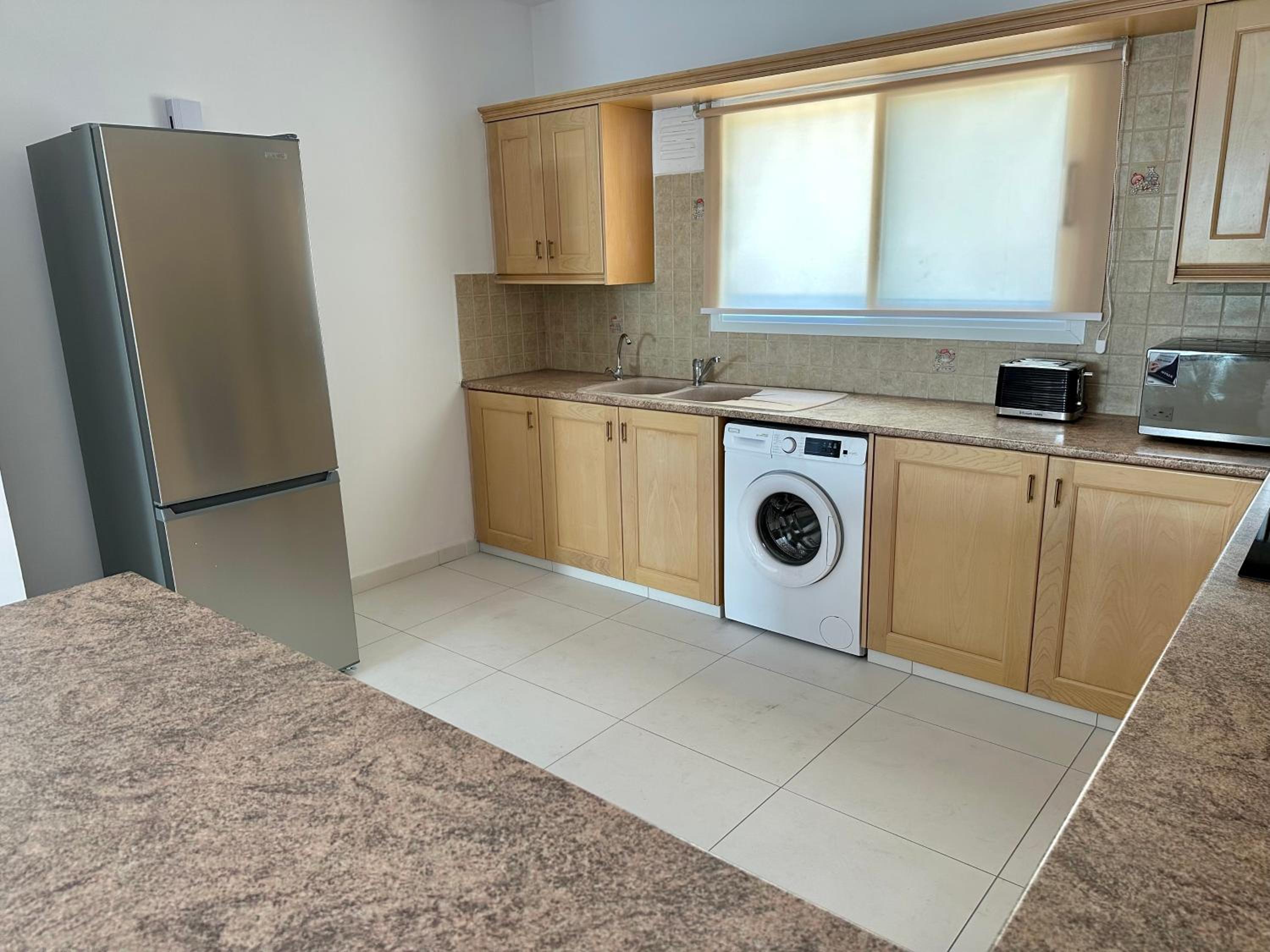 3 bdr house Ambrosia