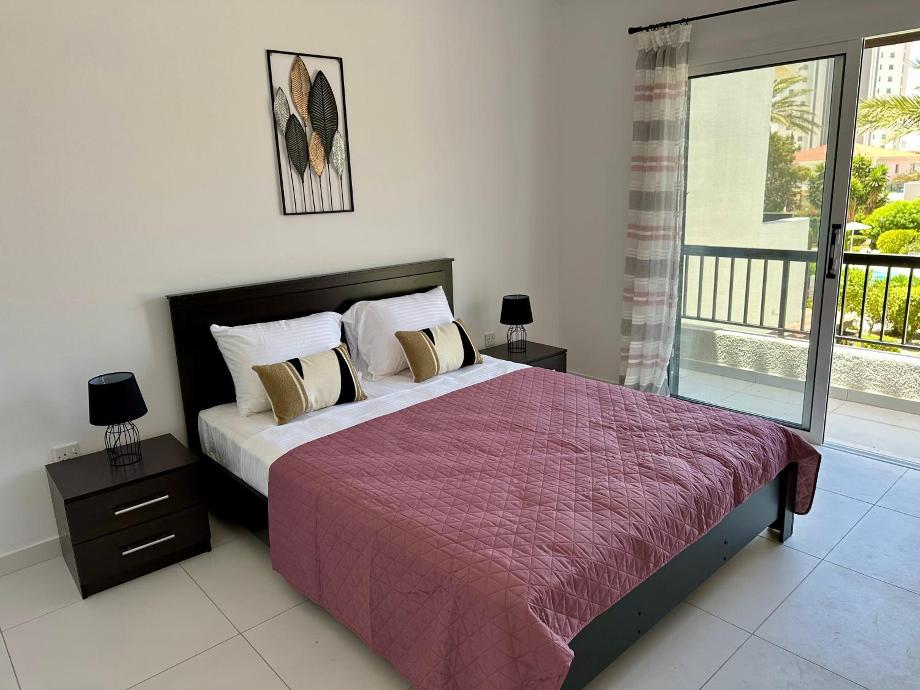 3 bdr house Ambrosia