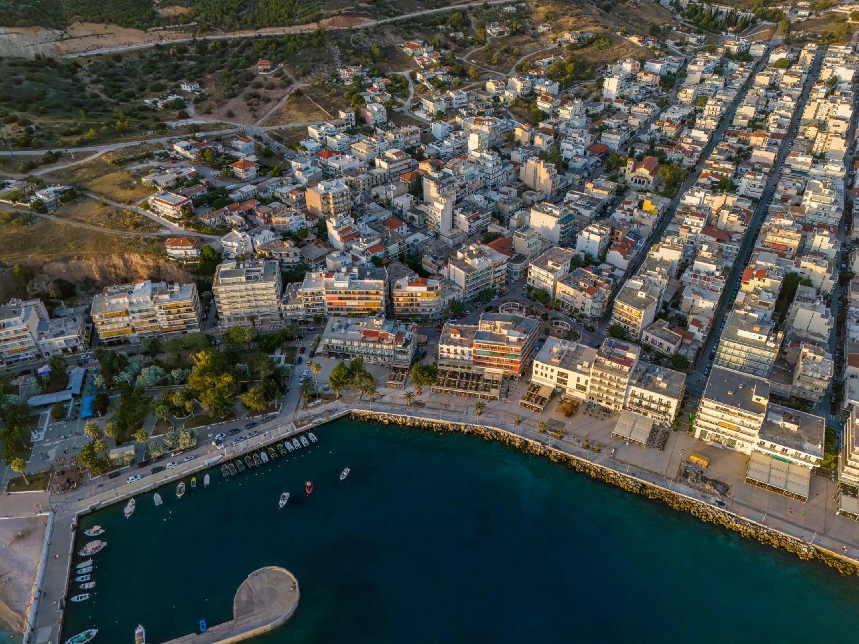 Center of Loutraki Ble Property5
