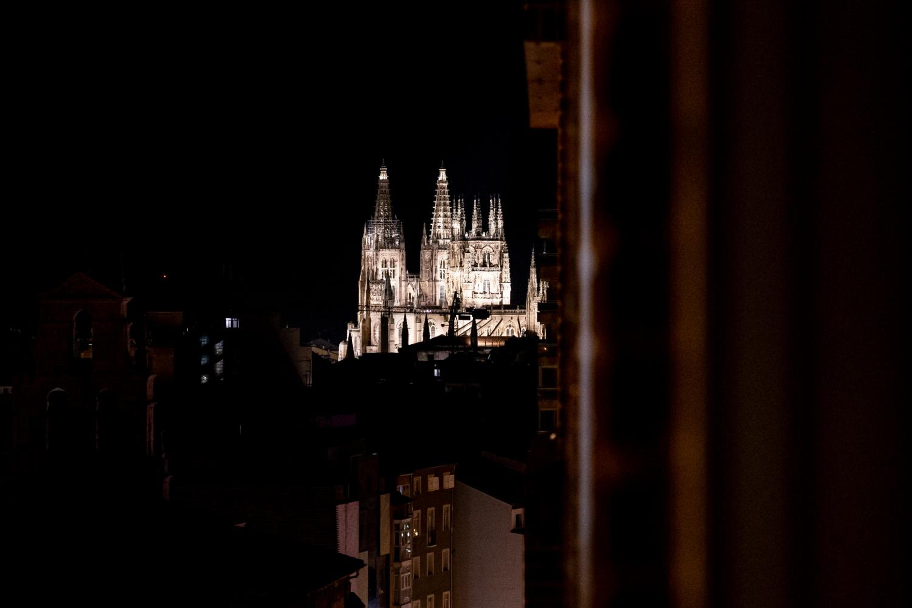 Plaza España - Apartamentos Burgos Deluxe