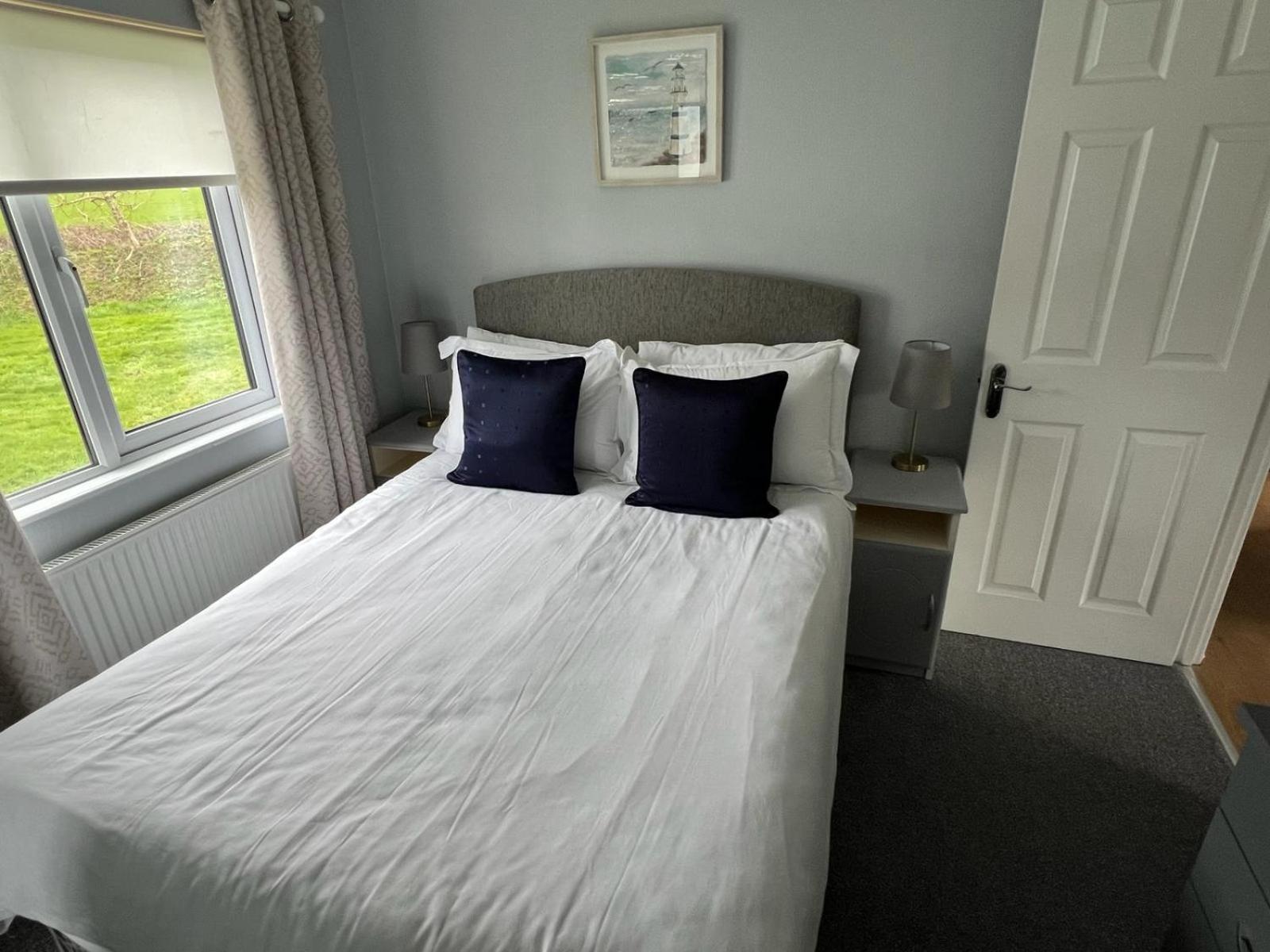 Lamorna Lodge 9 view 3