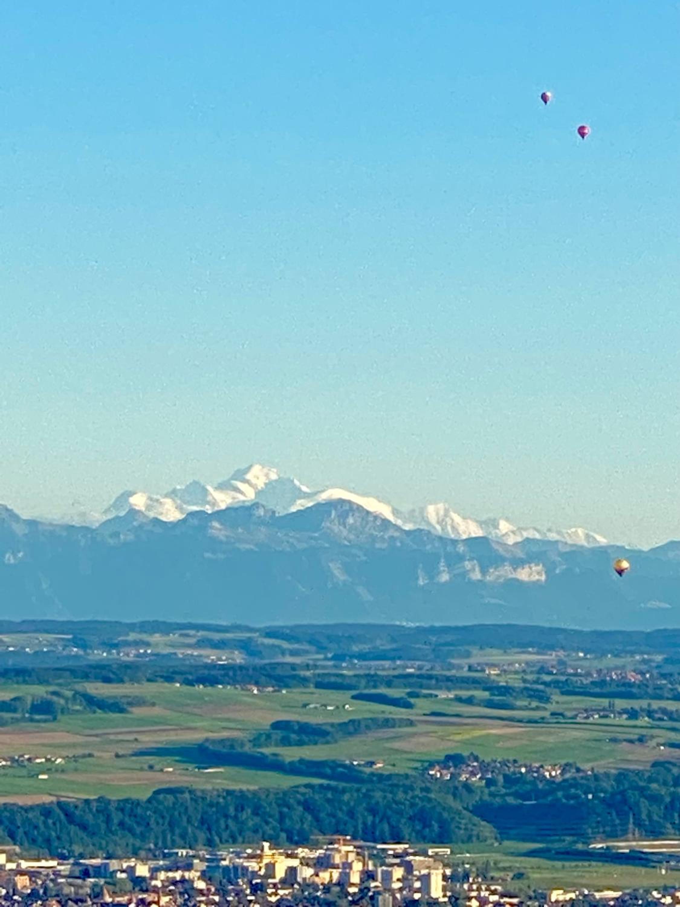 Chalet avec vue panoramique alpes et lac