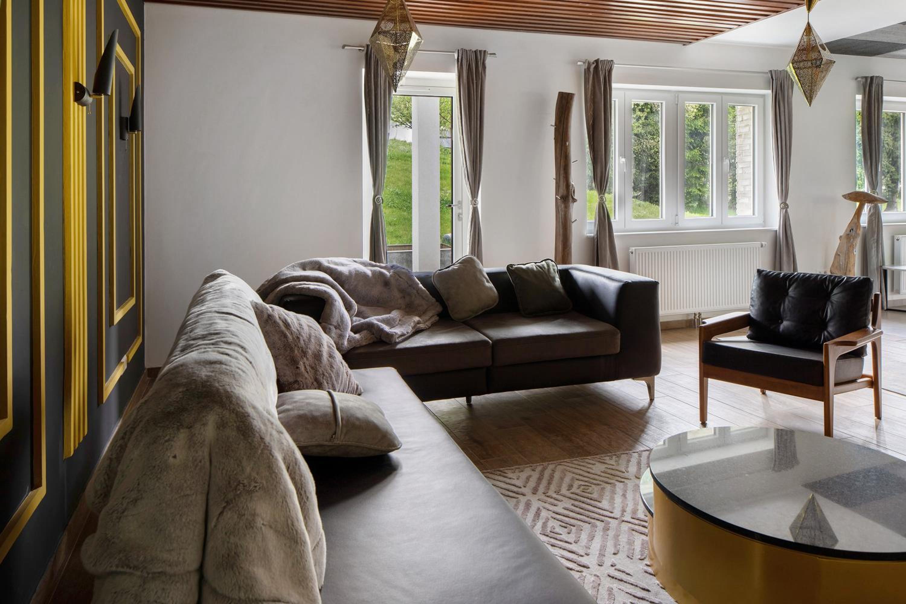 Skylodges