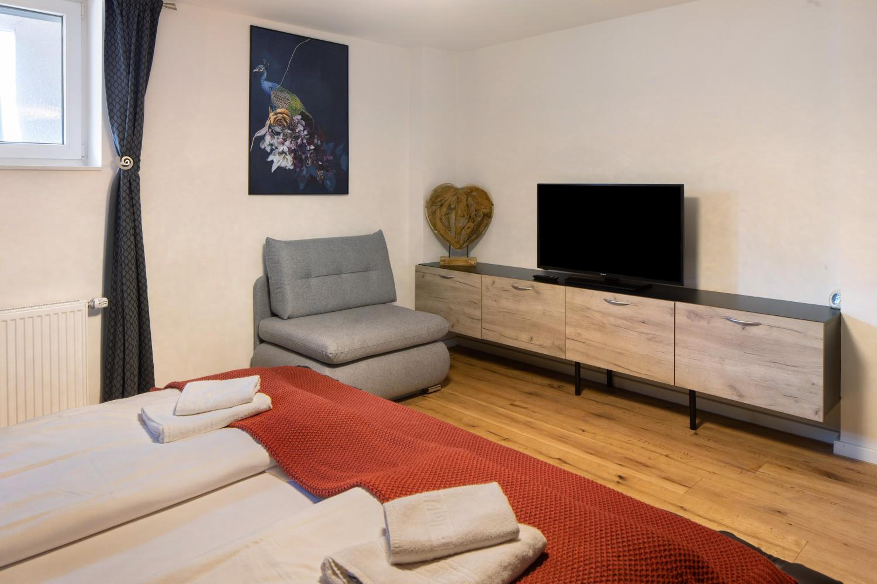 Skylodges