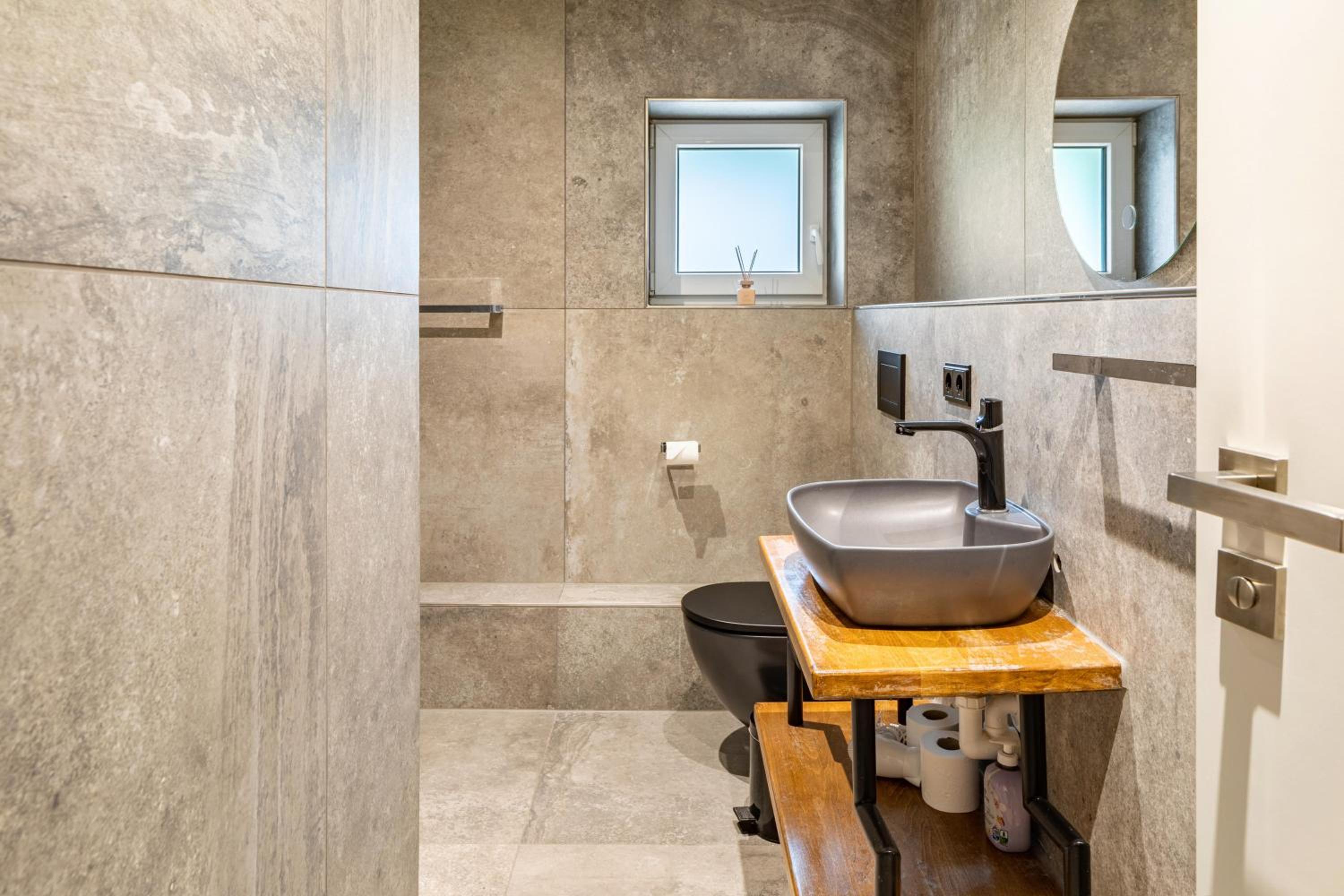 Skylodges