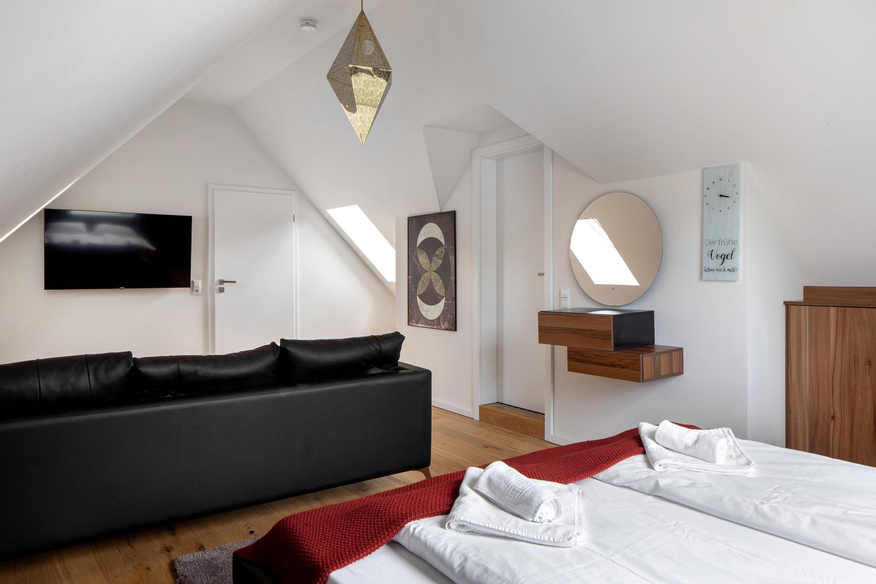 Skylodges