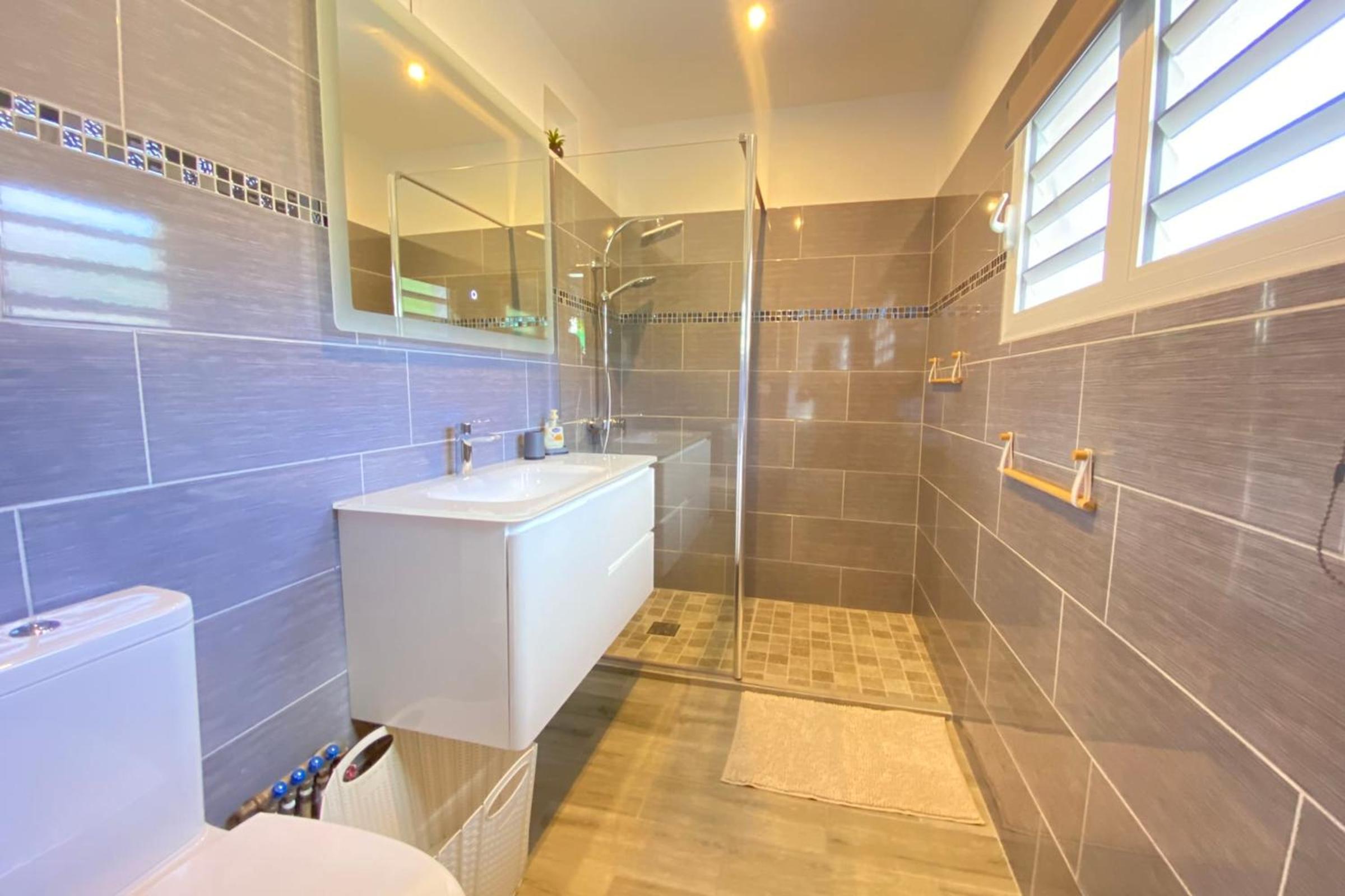972M Beautiful air-conditioned villa with garden view 2