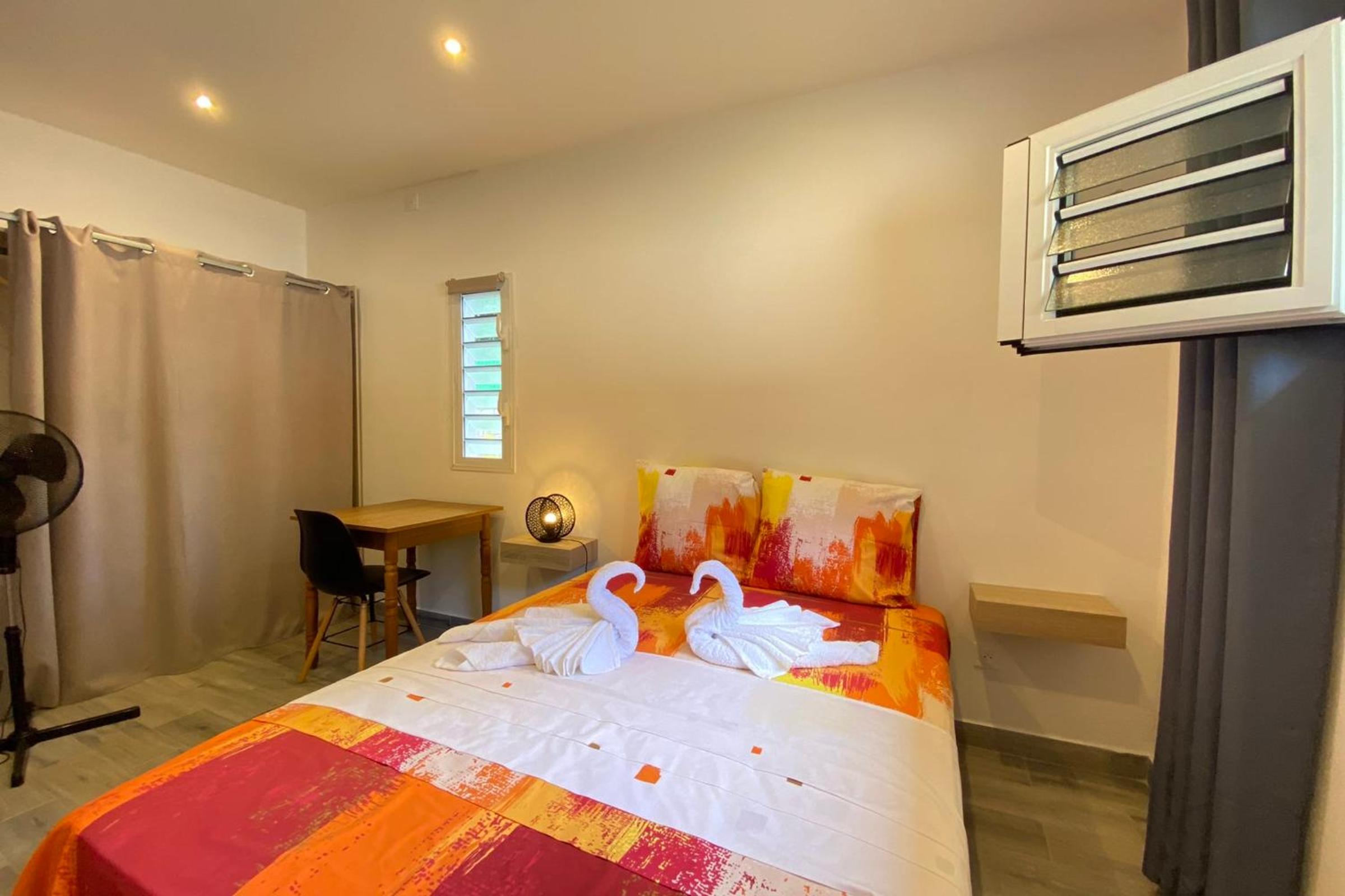 972M Beautiful air-conditioned villa with garden view 4