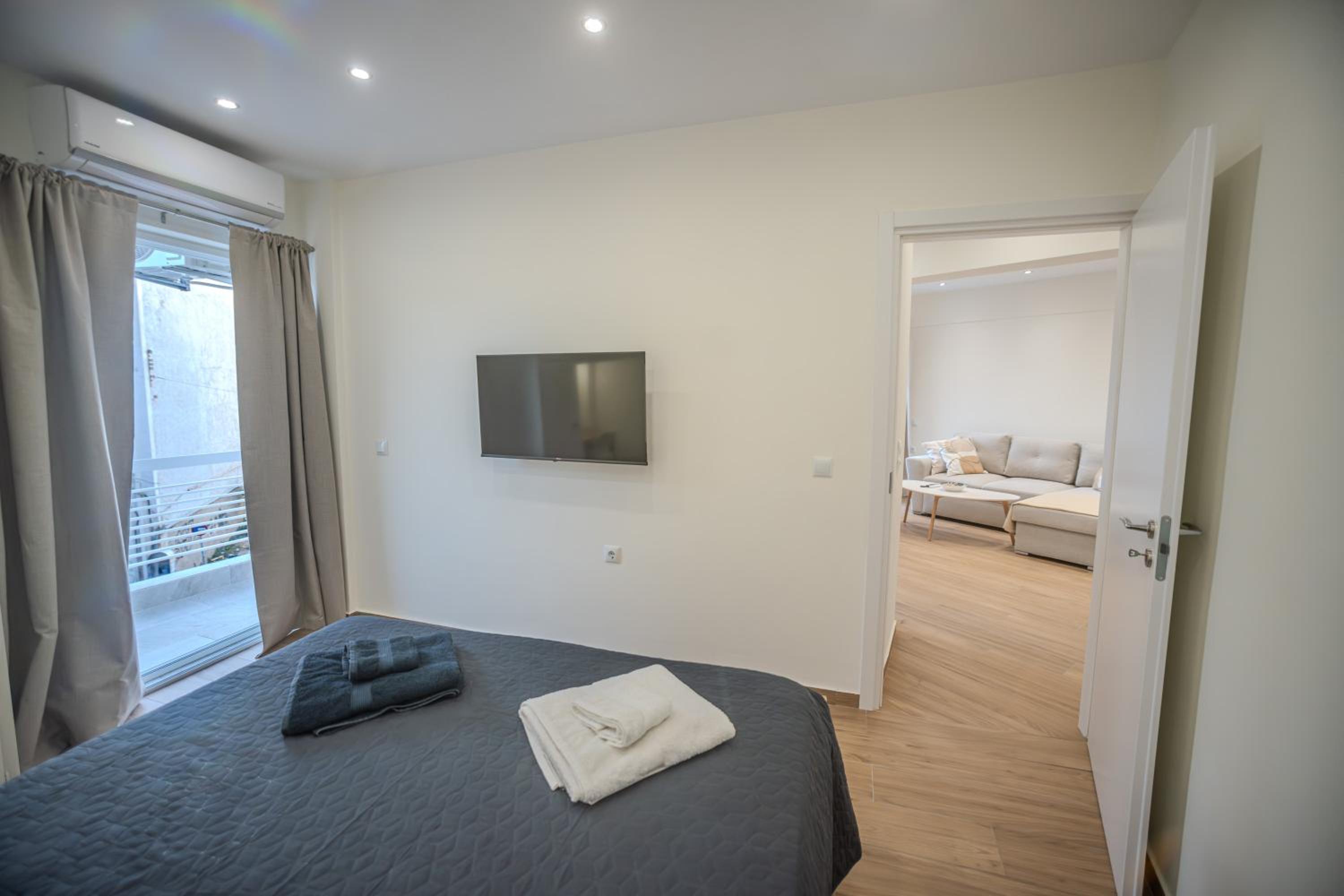 Center of Loutraki Ble Property5