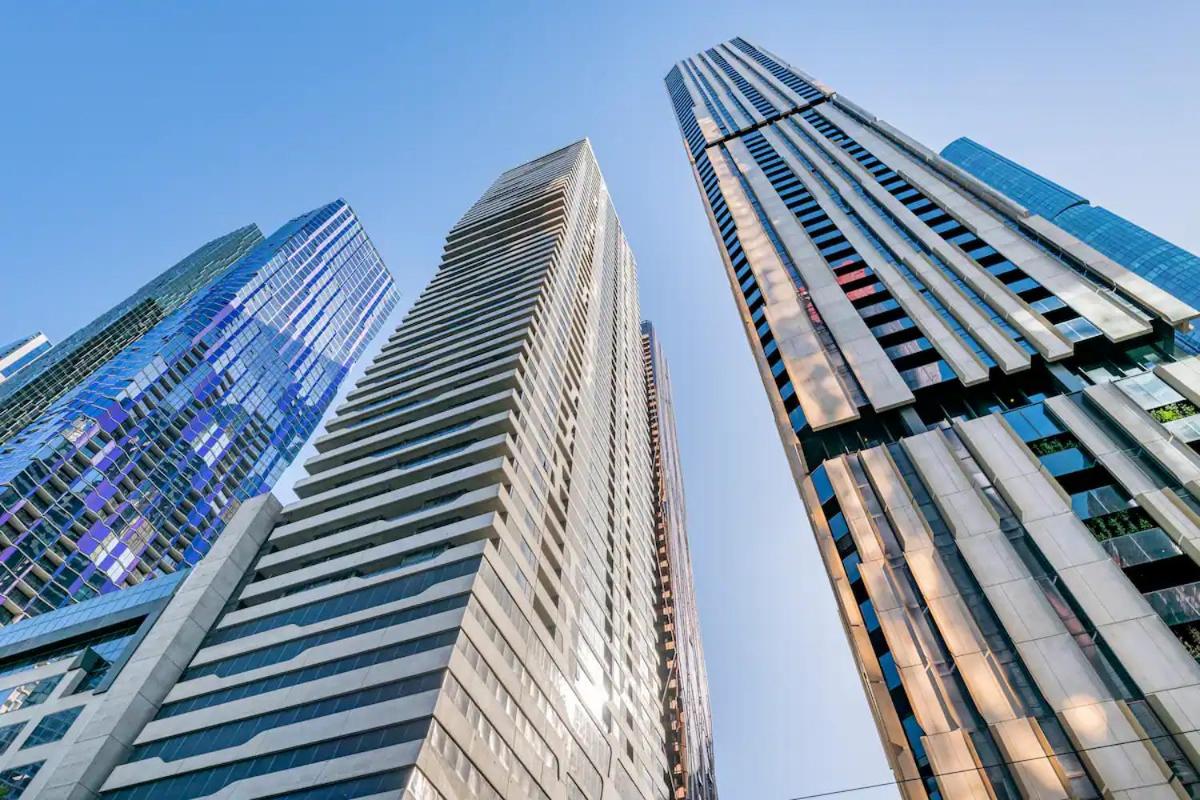 Cosy apartment in the heart of CBD with Wifi & Parking