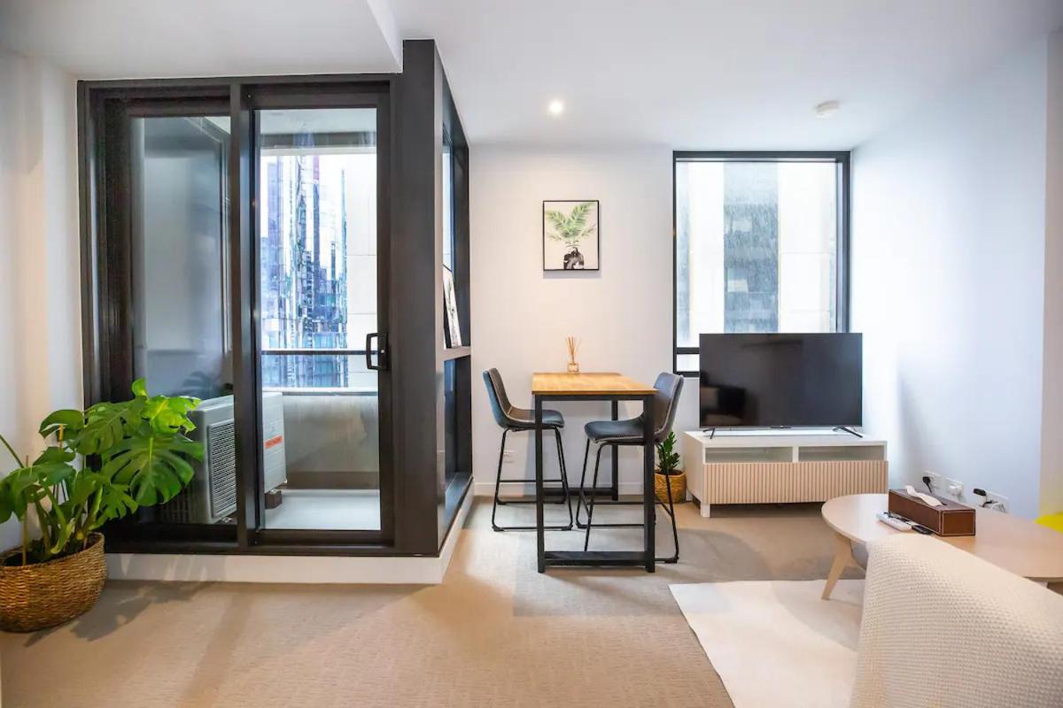 Cosy apartment in the heart of CBD with Wifi & Parking