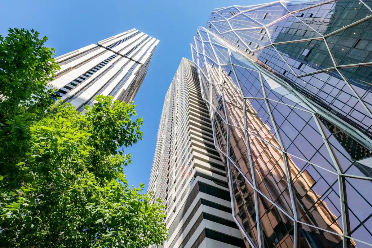 Cosy apartment in the heart of CBD with Wifi & Parking