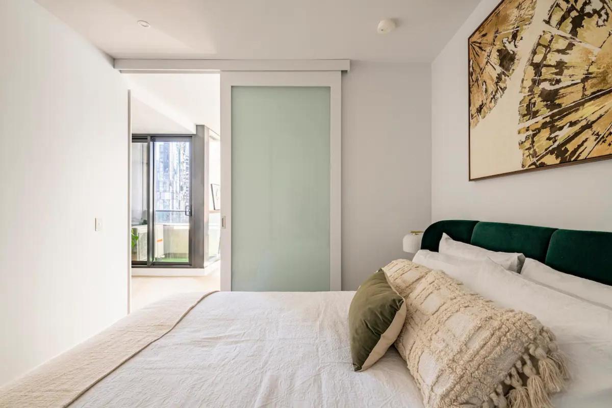 Cosy apartment in the heart of CBD with Wifi & Parking