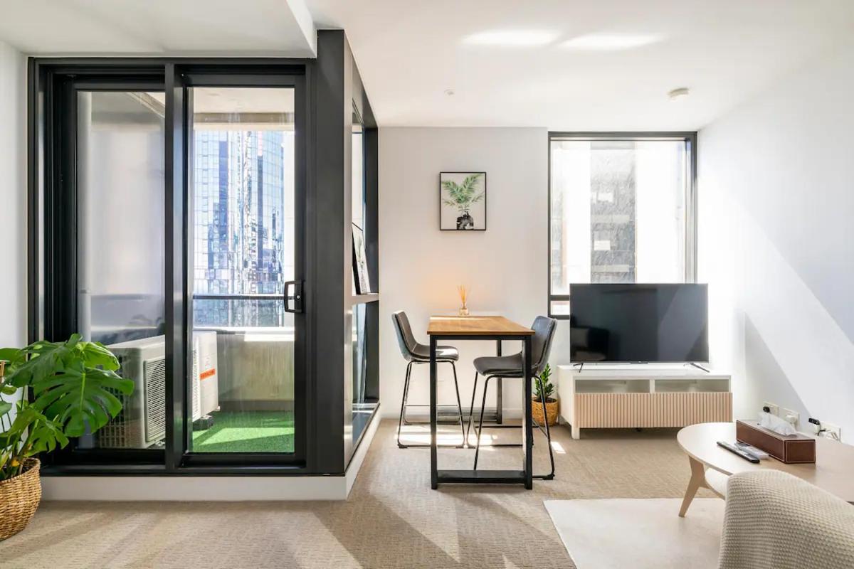 Cosy apartment in the heart of CBD with Wifi & Parking