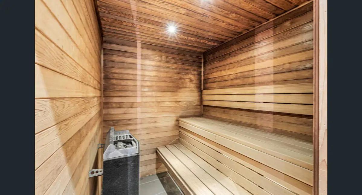 Cosy apartment in the heart of CBD with Wifi & Parking