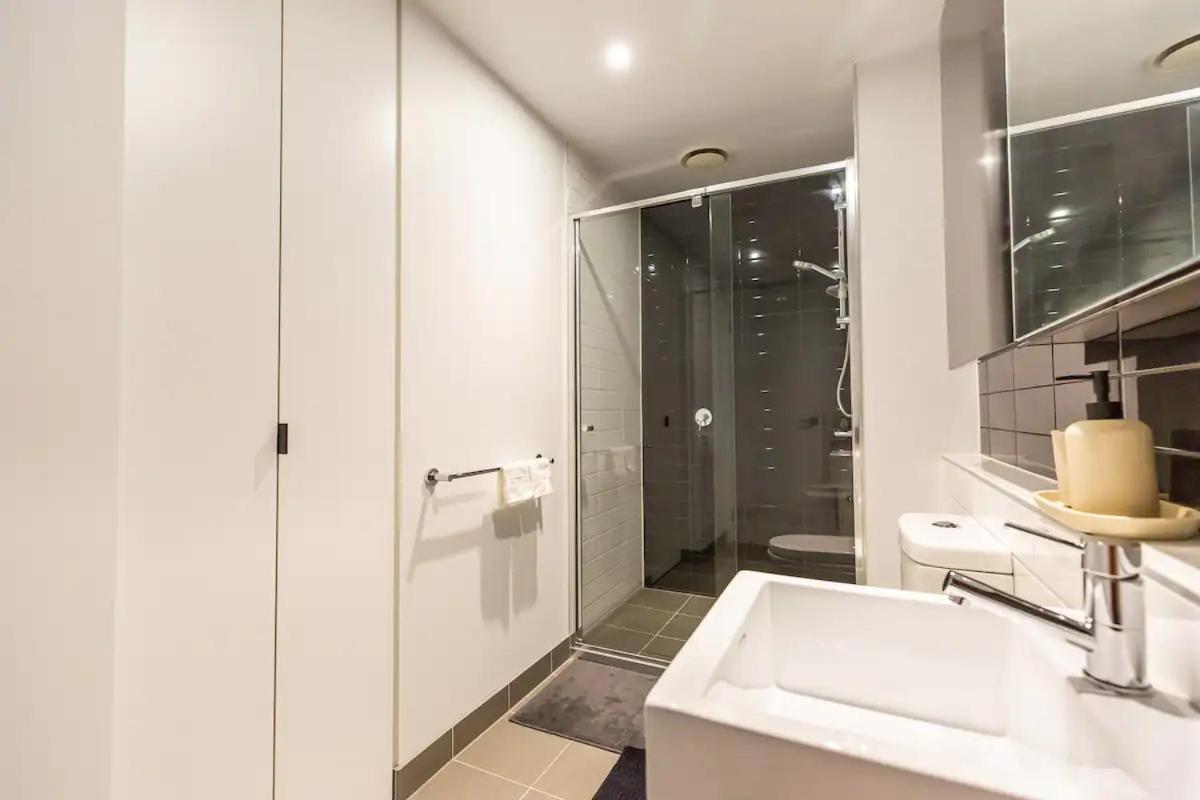 Cosy apartment in the heart of CBD with Wifi & Parking