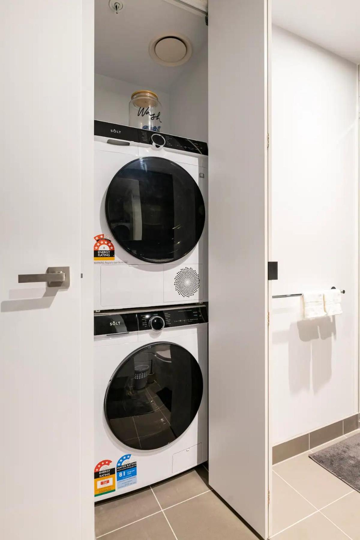 Cosy apartment in the heart of CBD with Wifi & Parking