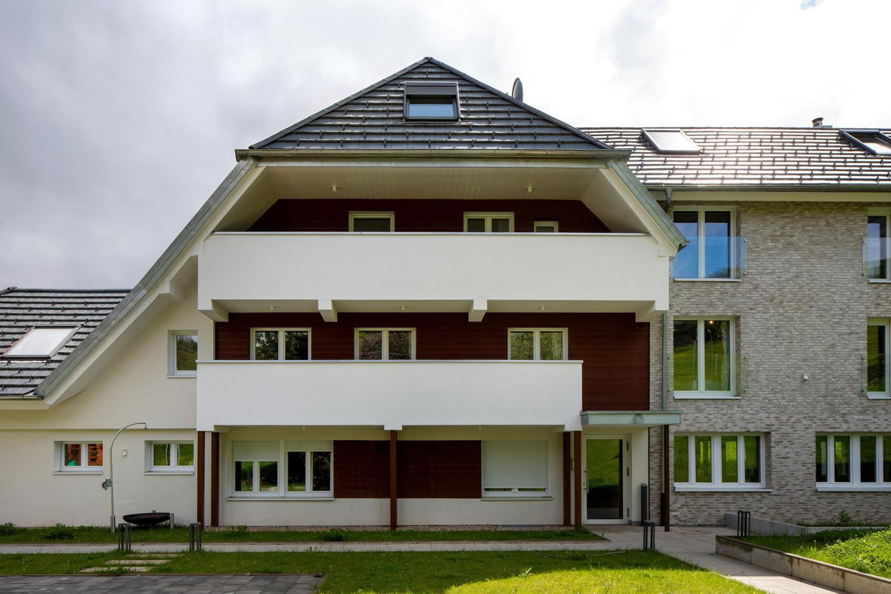 Skylodges