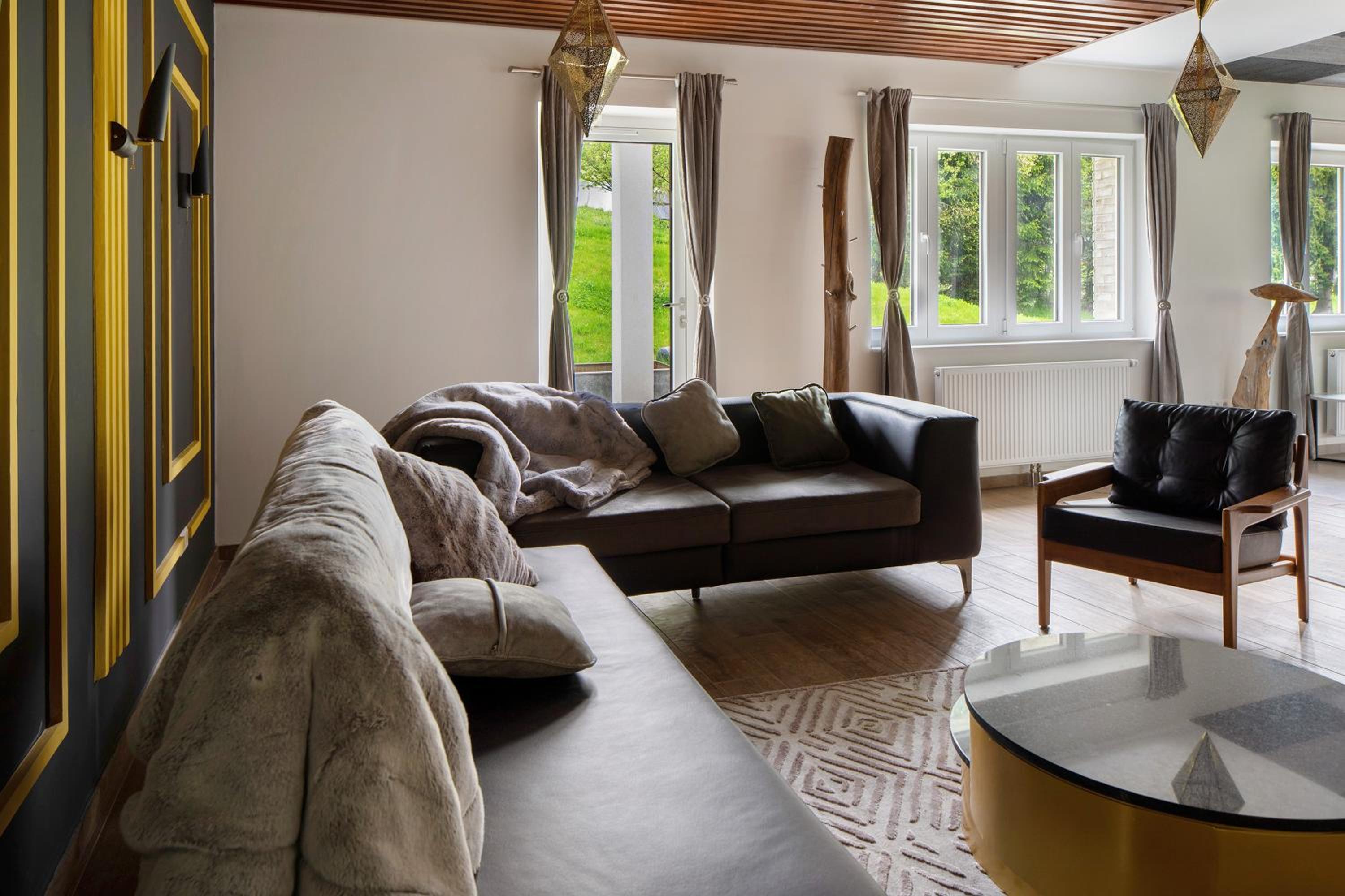 Skylodges