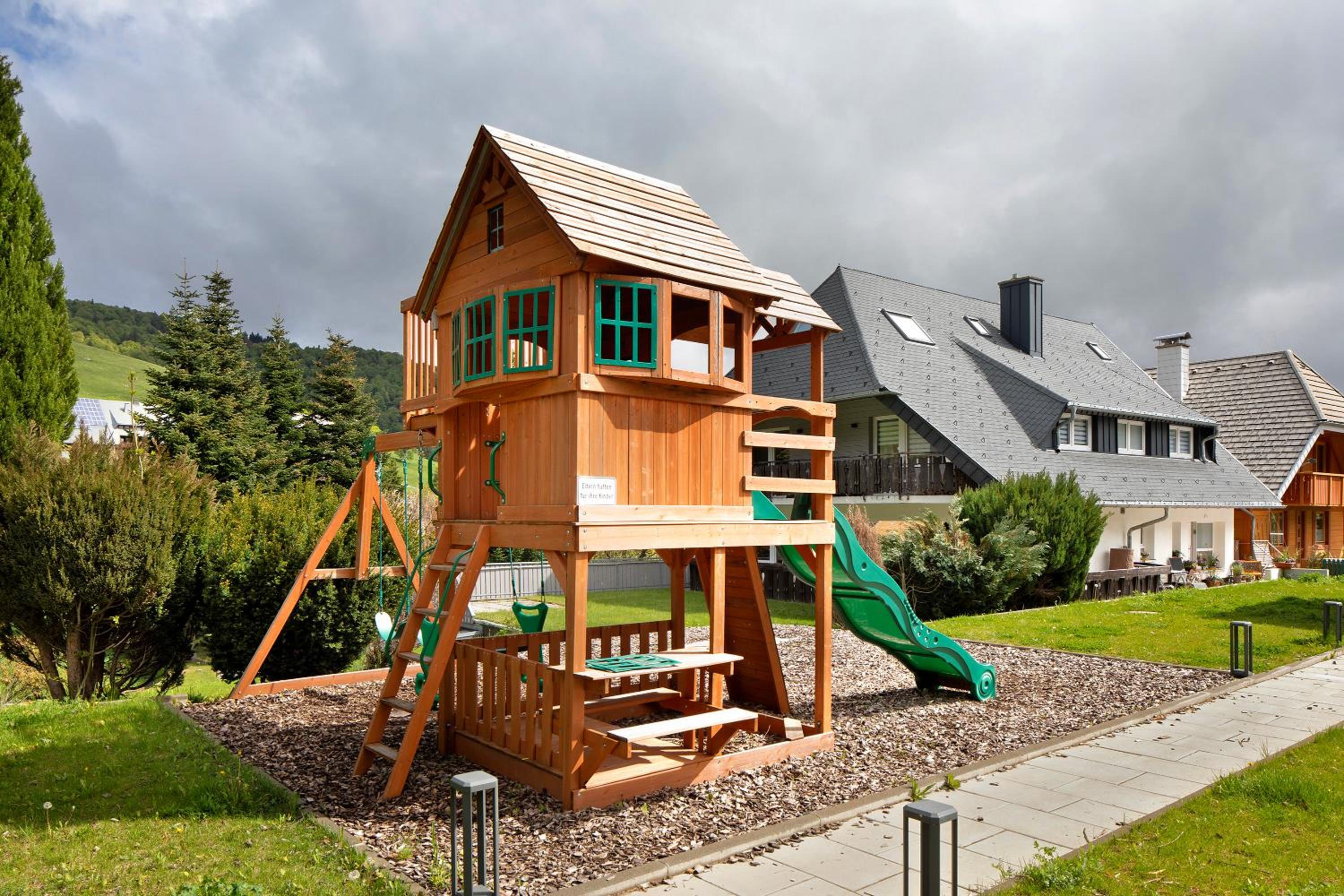 Skylodges
