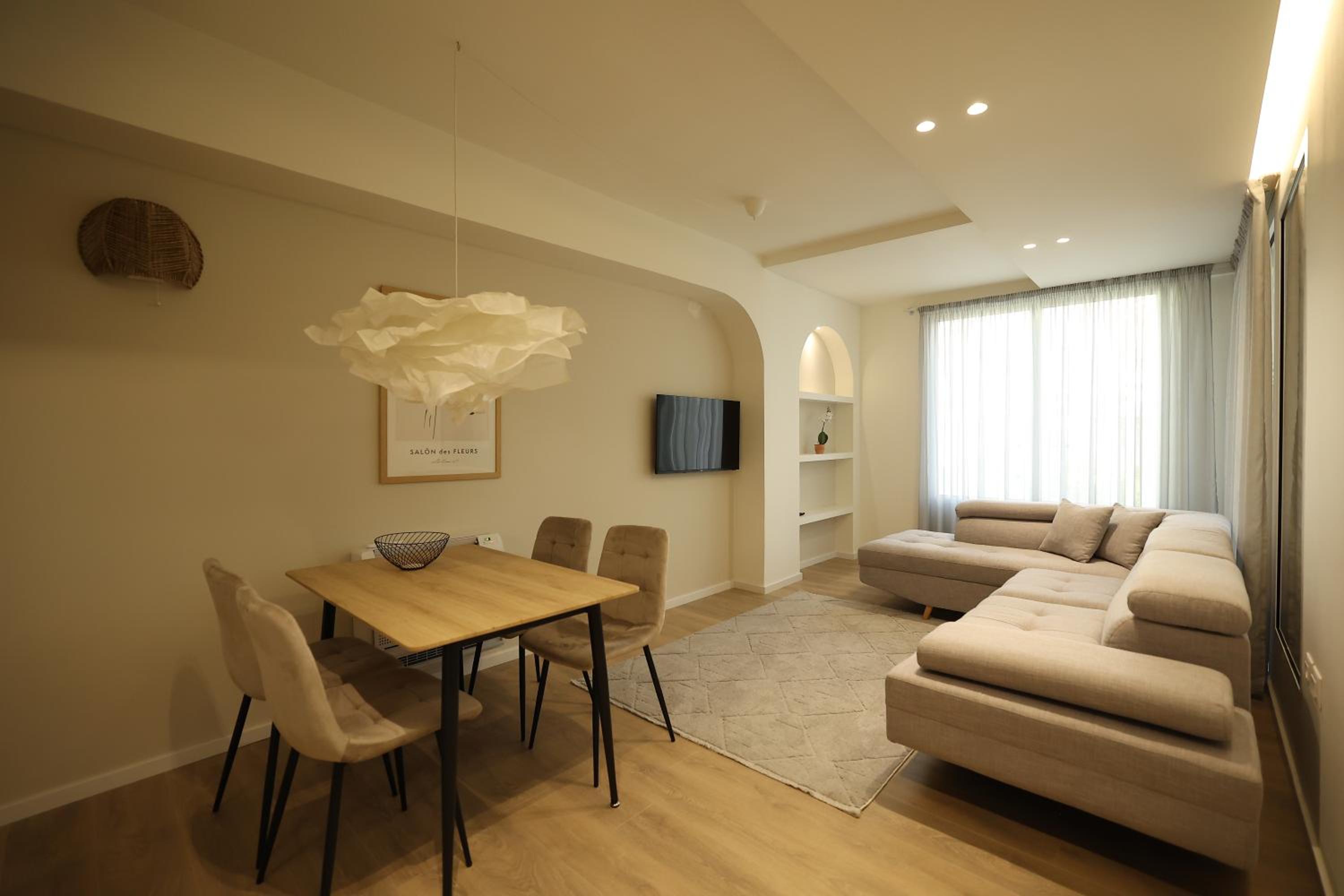 Sunshine Apartments