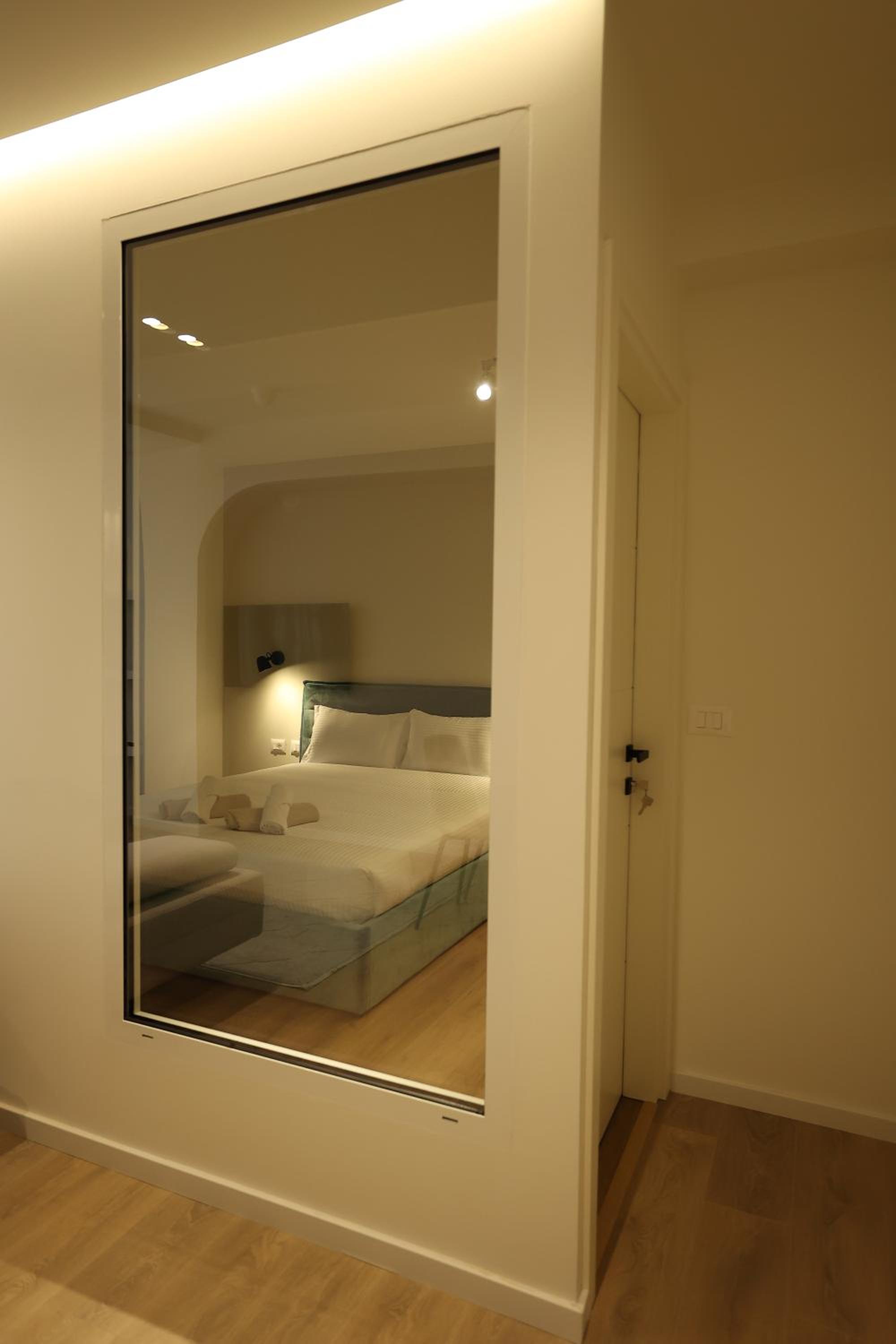 Sunshine Apartments