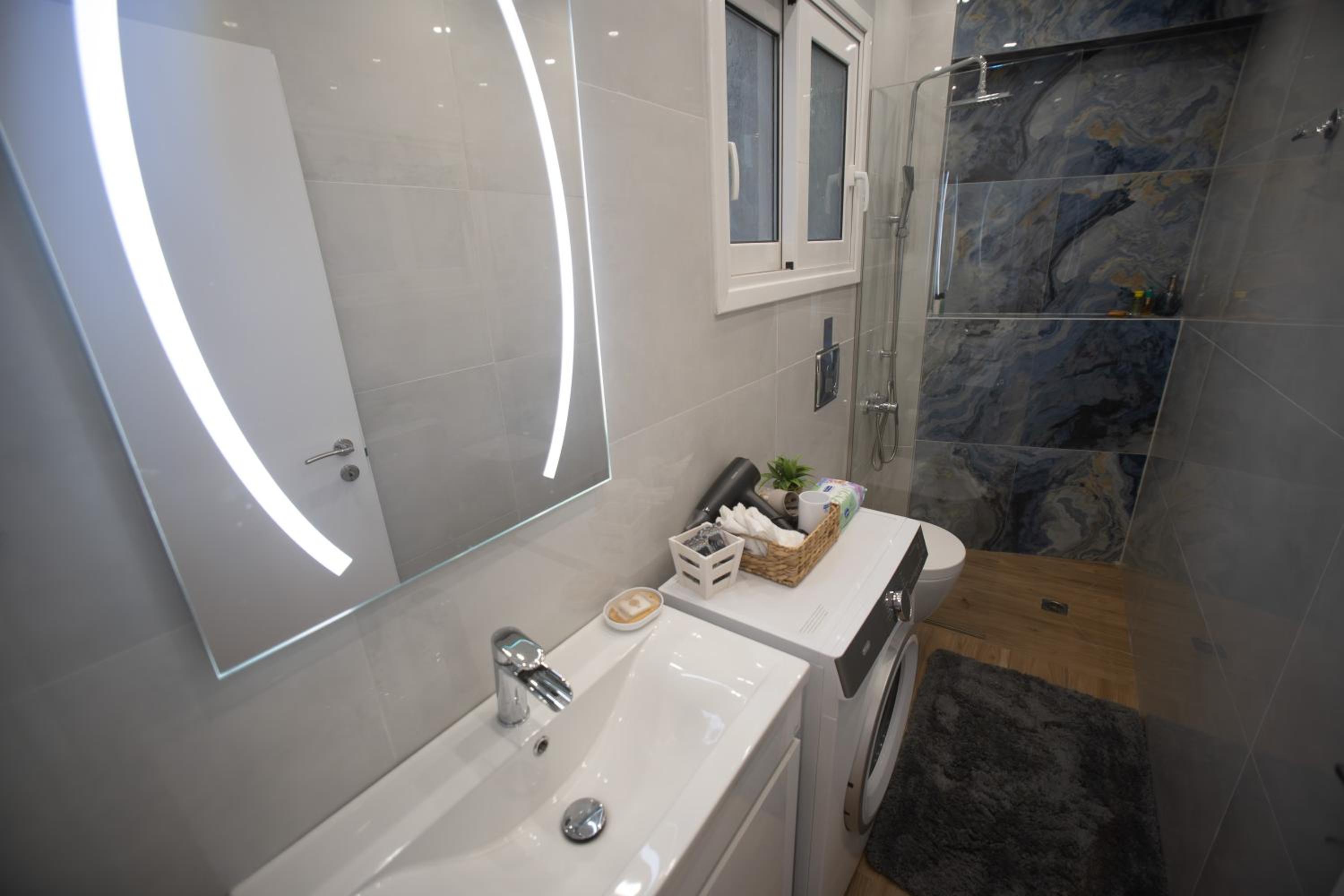 Center of Loutraki Ble Property5