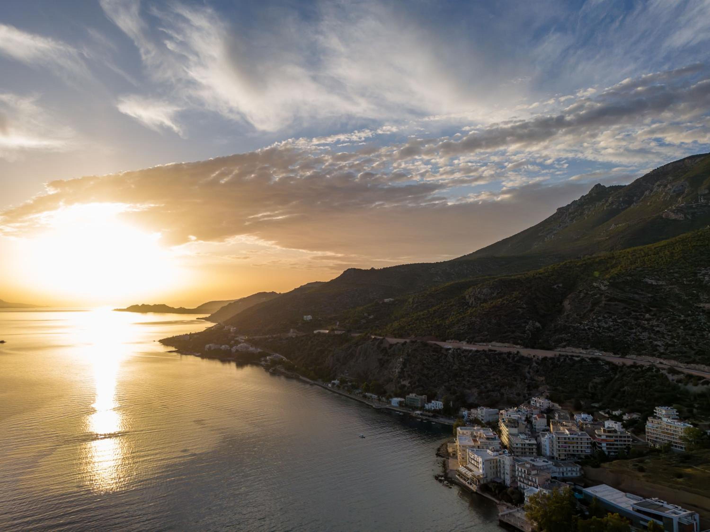 Center of Loutraki Ble Property5