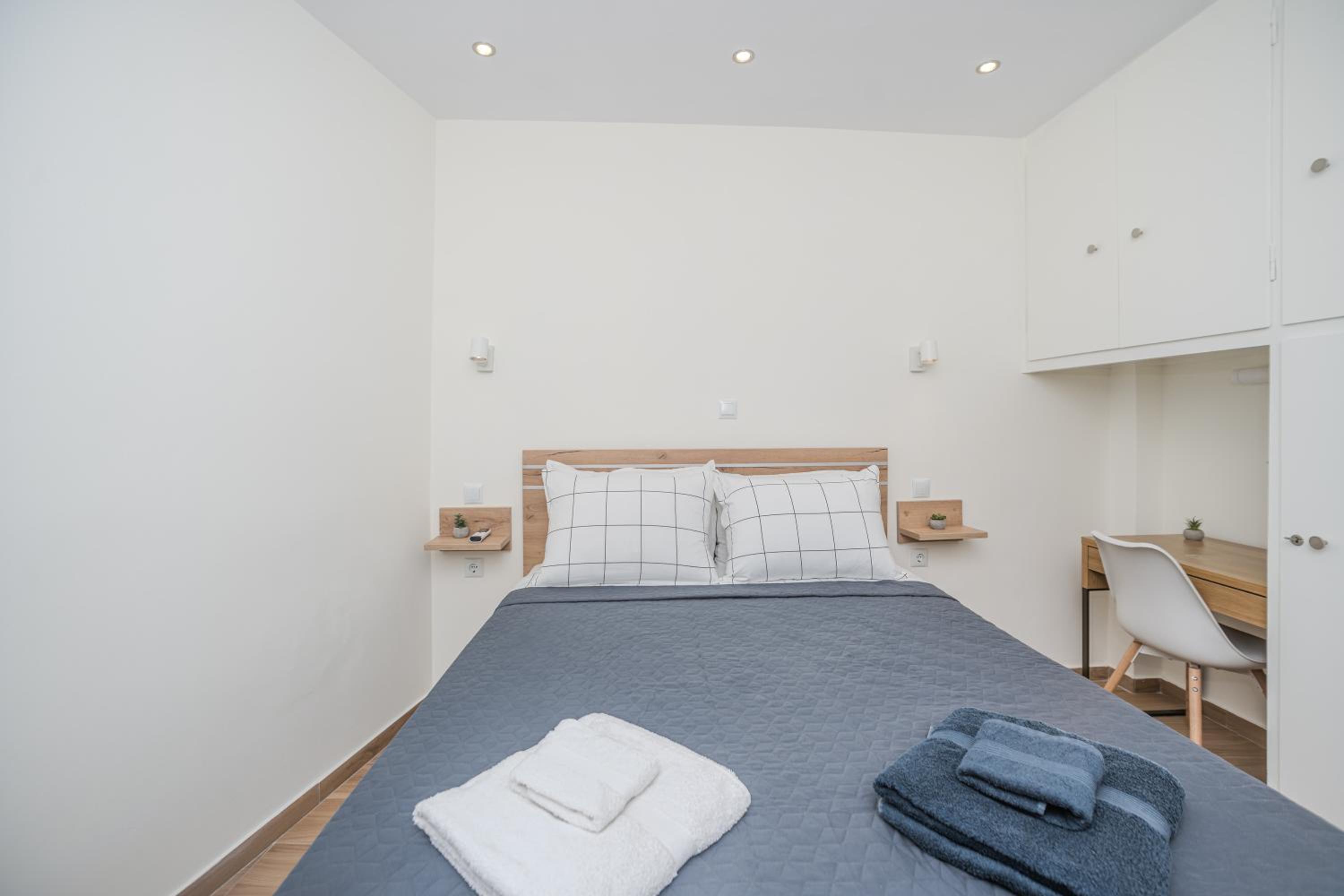 Center of Loutraki Ble Property5