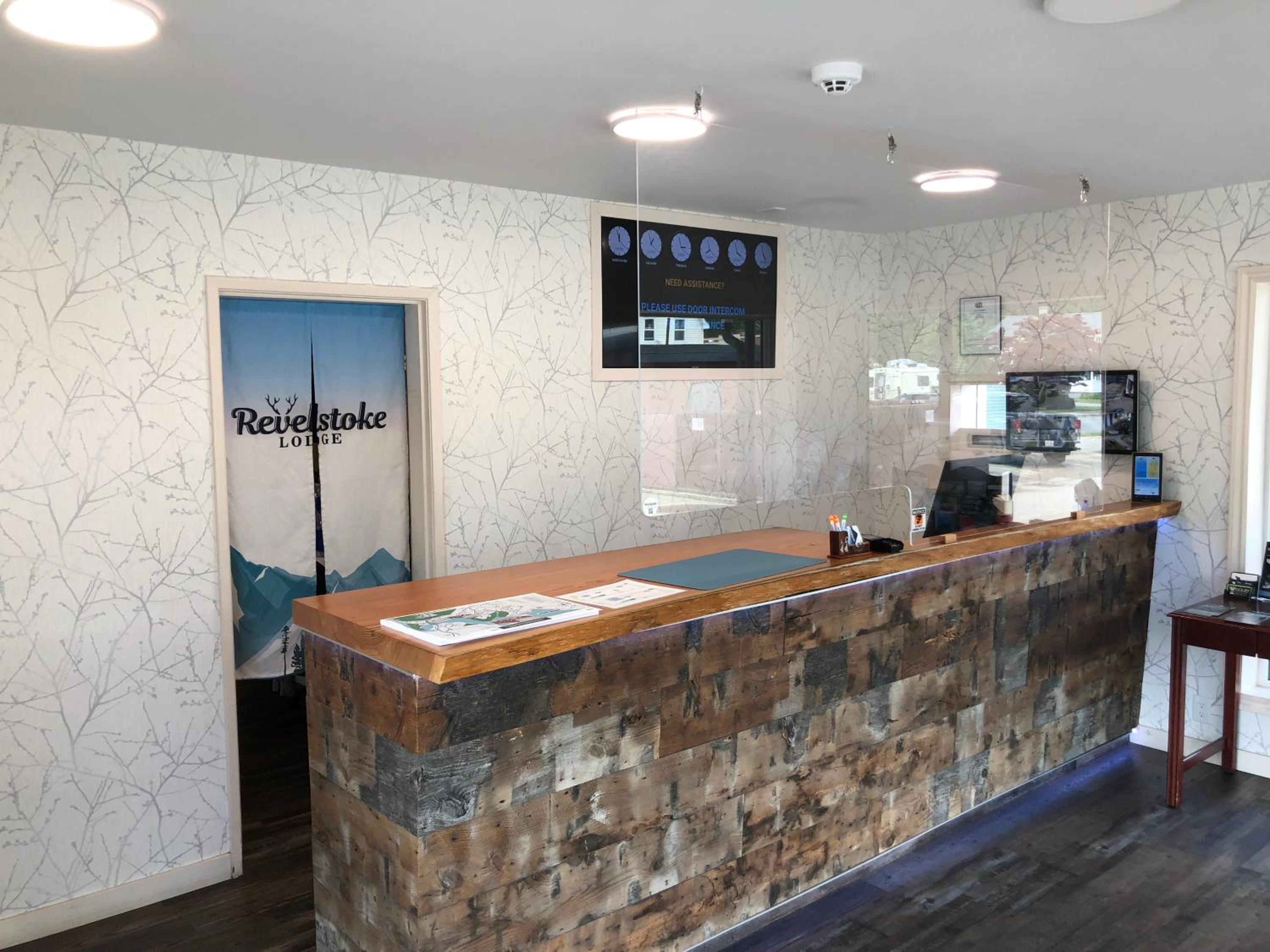 Revelstoke Lodge