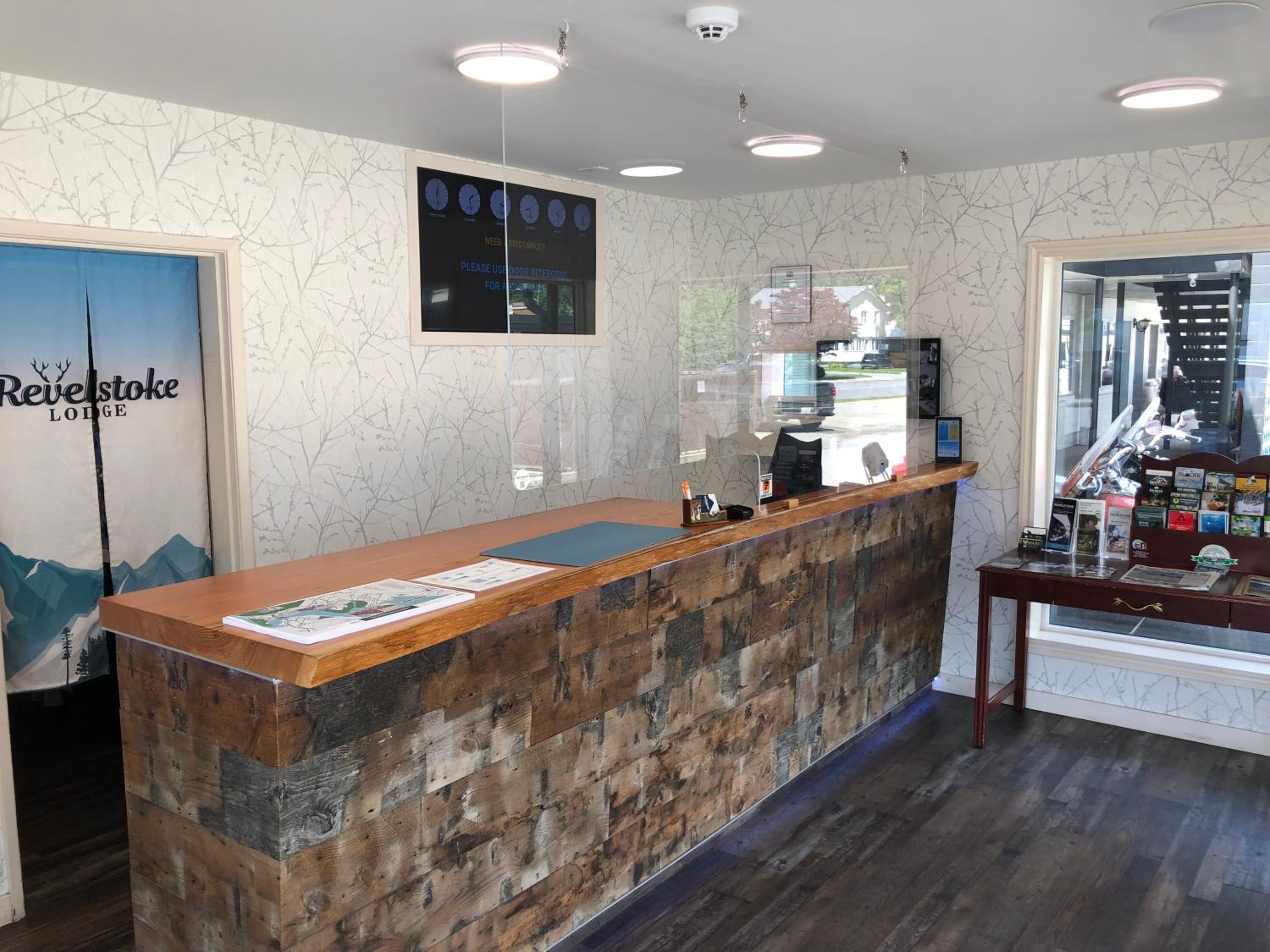 Revelstoke Lodge