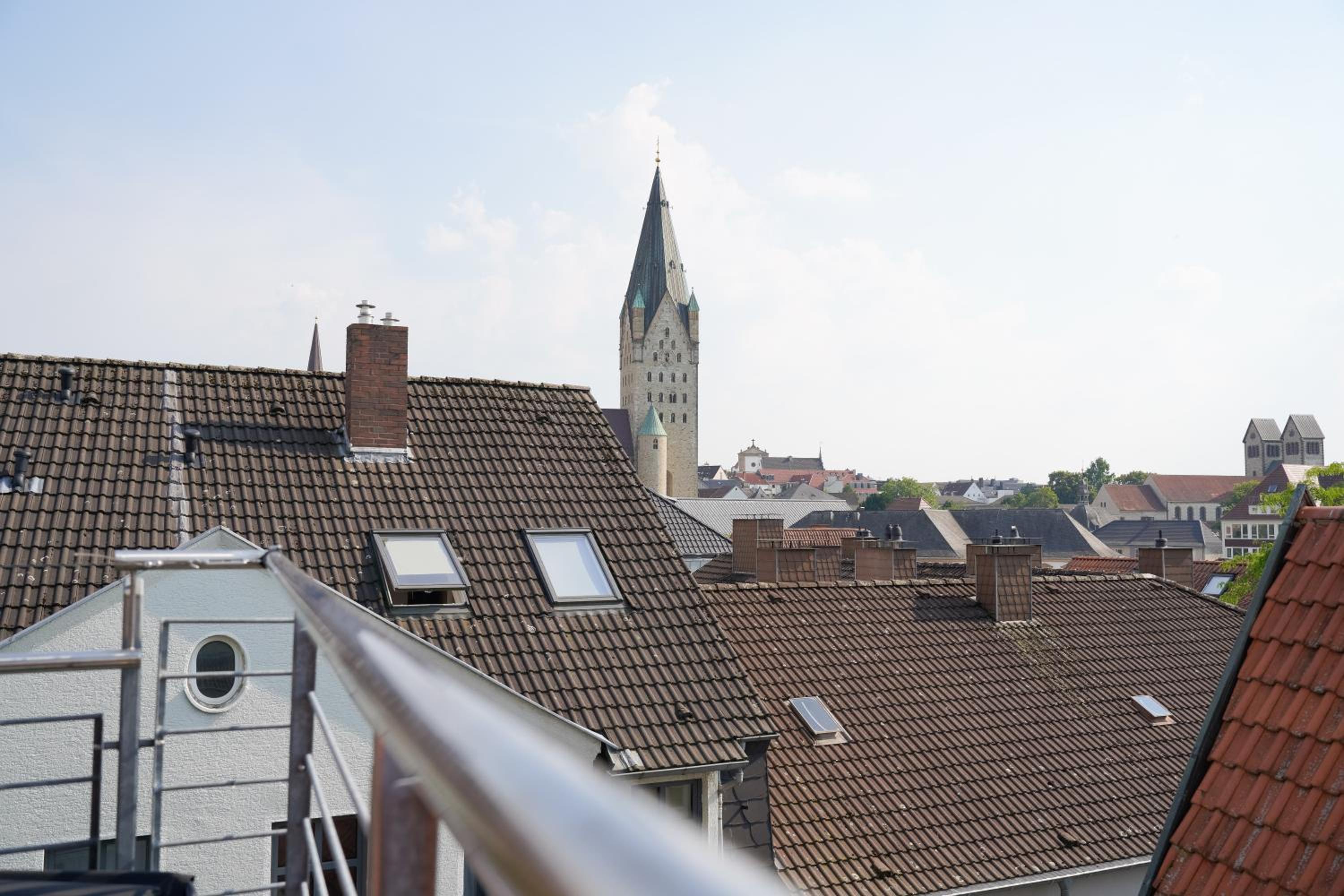 Penthouse am Dom- Altstadt in 200 m- 4 Dachterrassen, stilvoll und ruhig, 24-7-Self Check-in für bis zu 6 Personen