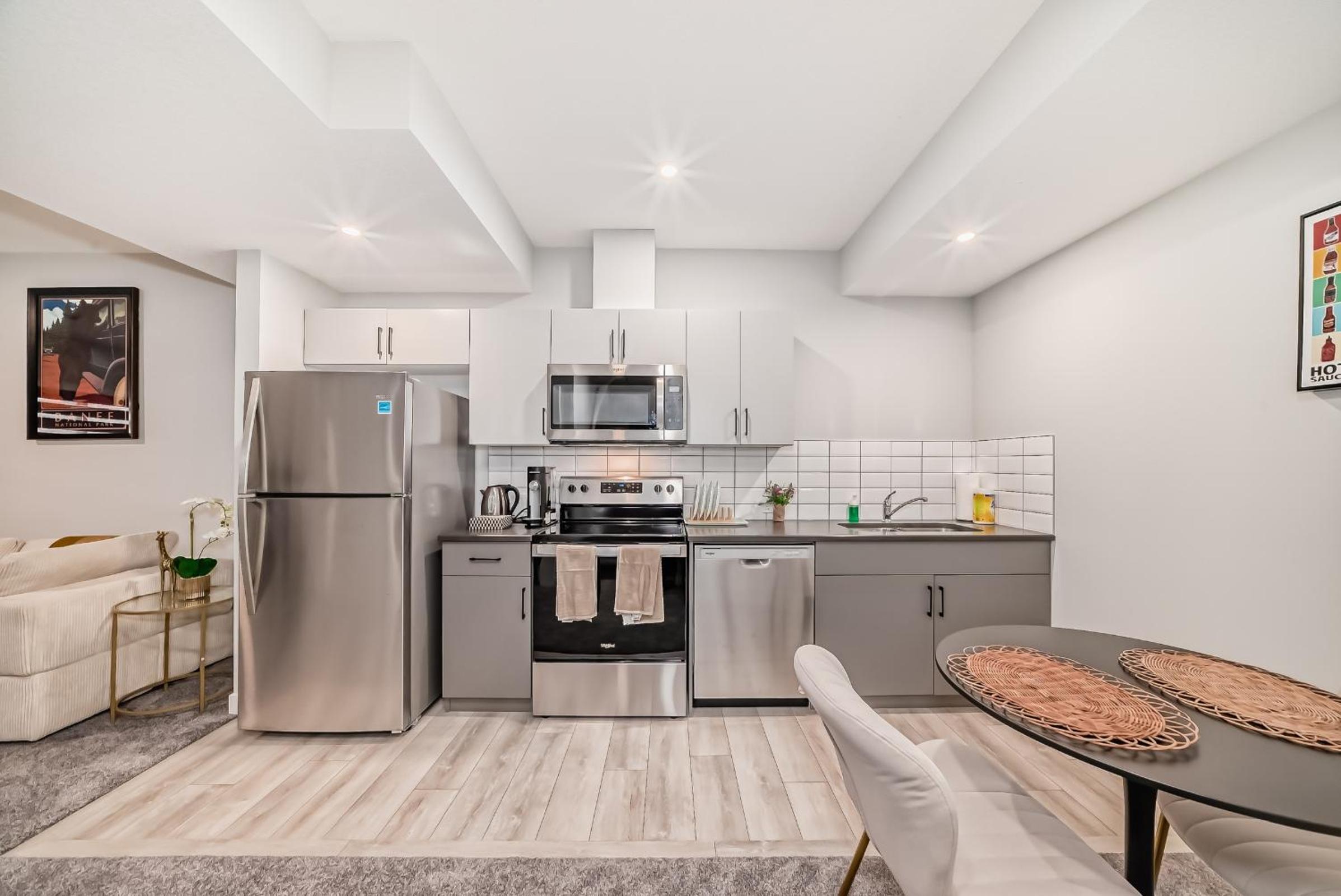Cozy Basement Suite